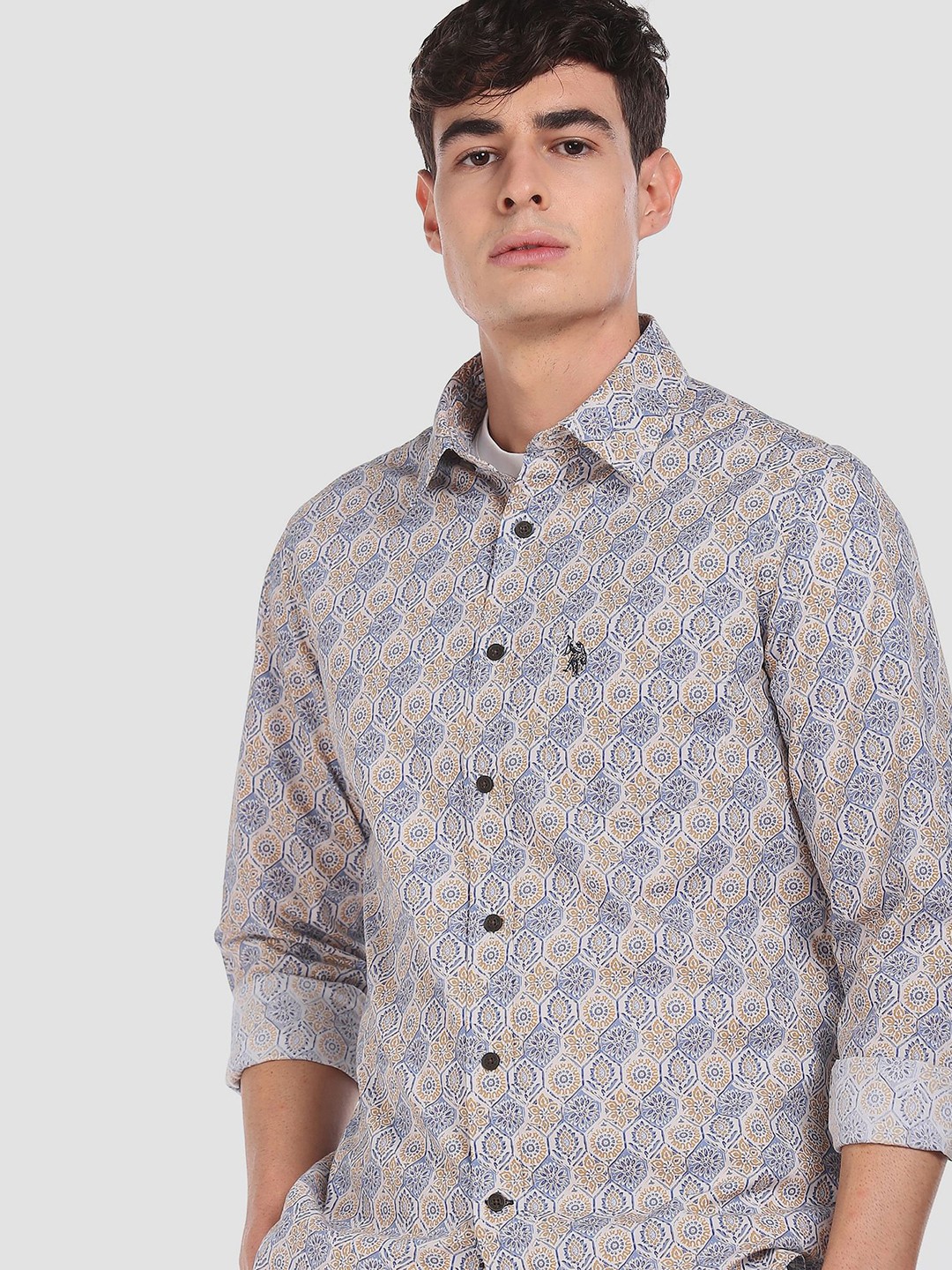 

U.S. Polo Assn. Men Blue Regular Fit Printed Casual Shirt