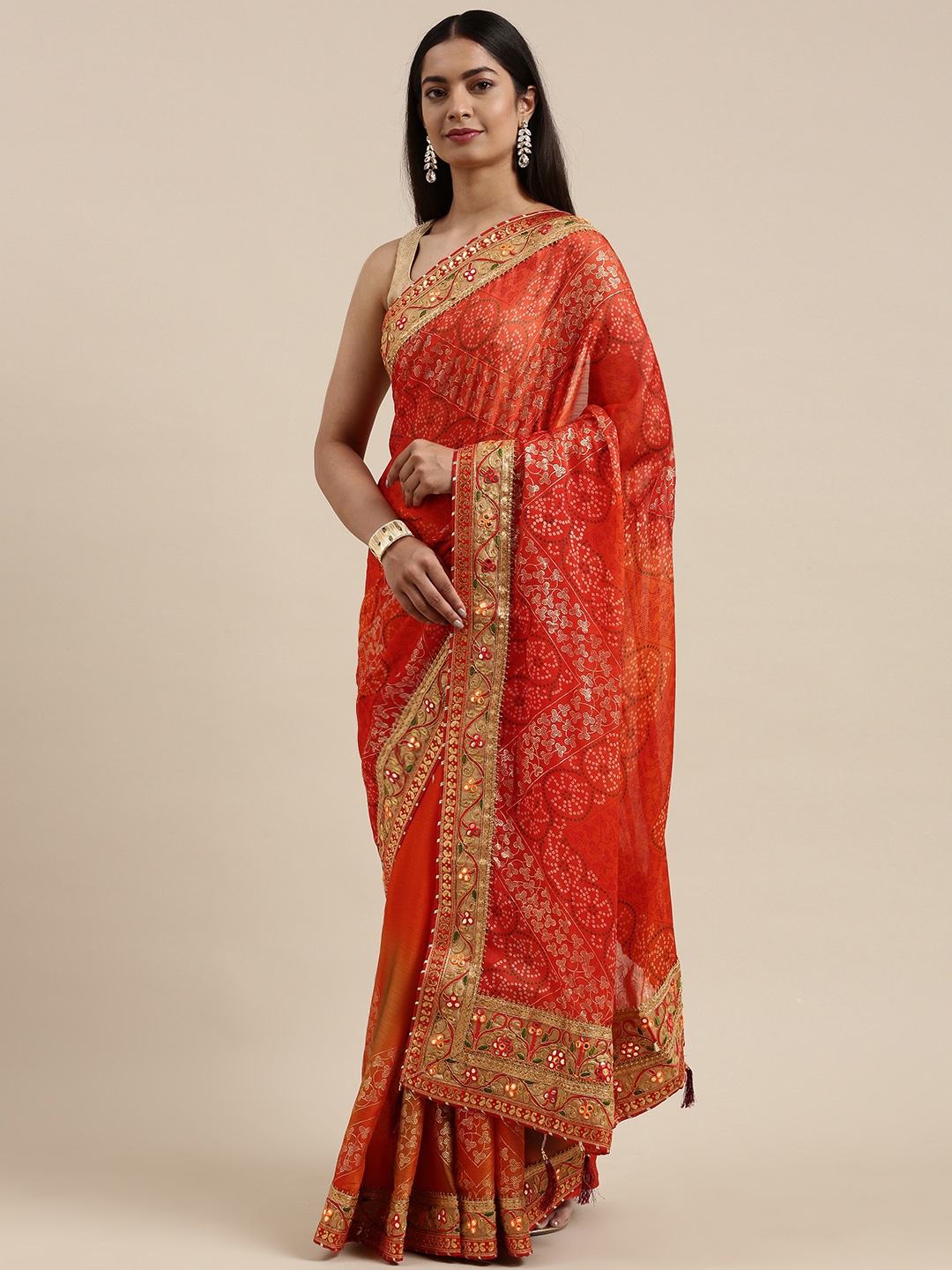 

VASTRANAND Orange Bandhani Gotta Patti Bandhani Saree