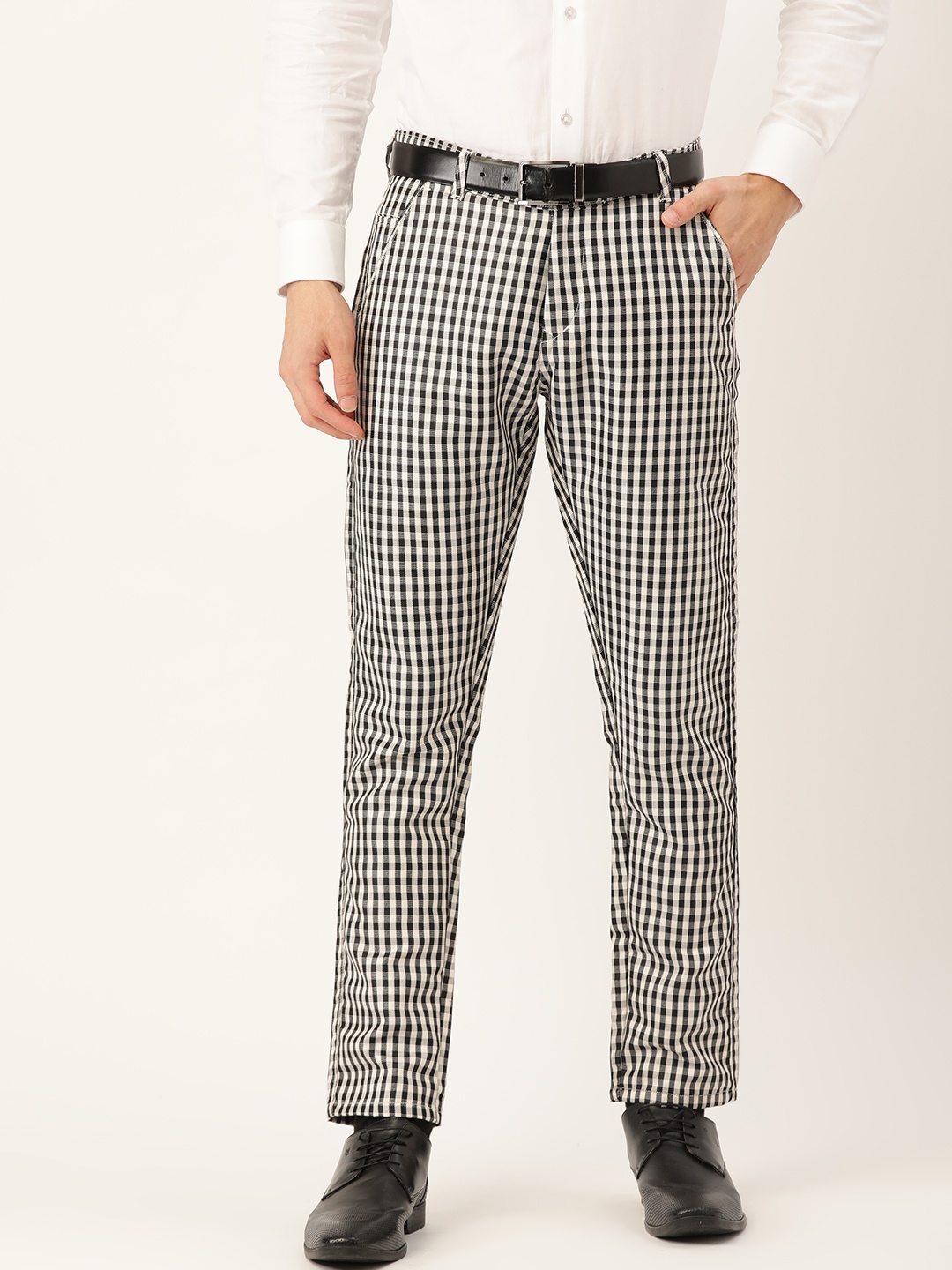 

SOJANYA Men Black & White Checked Smart Fit Formal Trousers