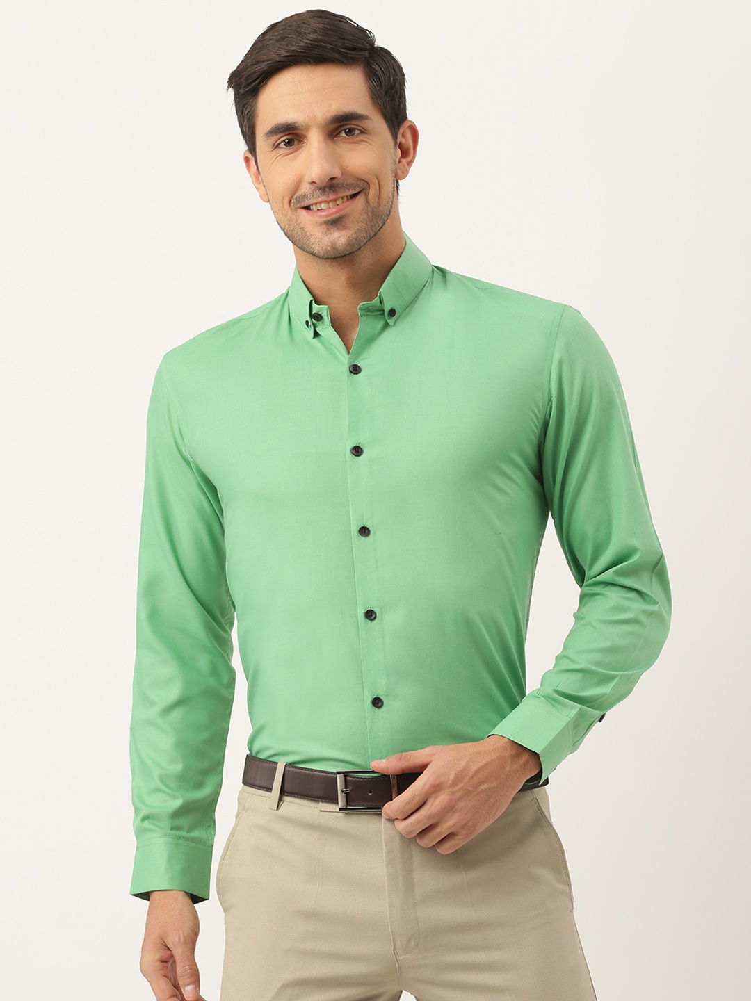 

SOJANYA Men Green Classic Regular Fit Cotton Solid Formal Shirt