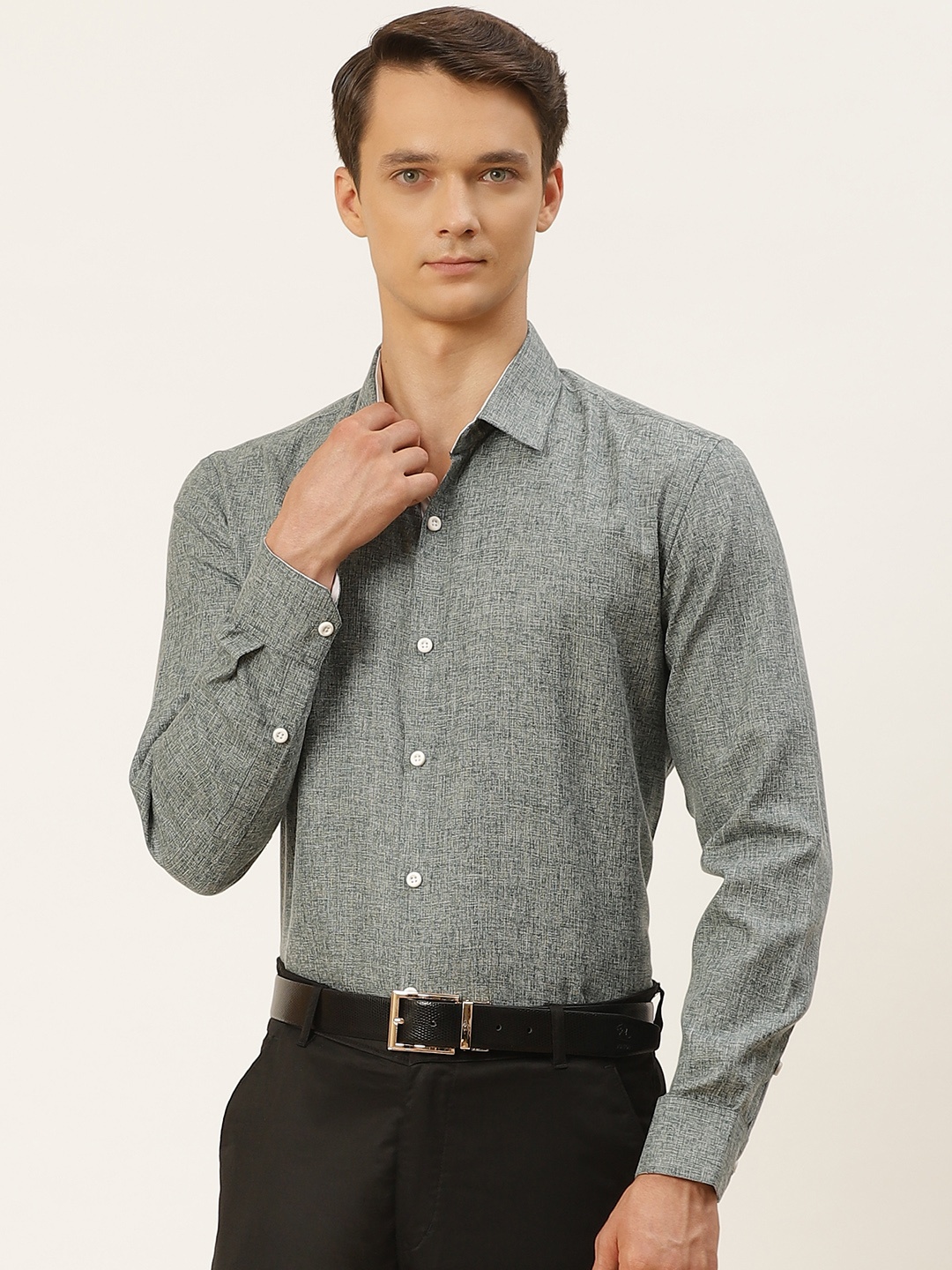 

SOJANYA Men Charcoal Grey Solid Classic Formal Shirt