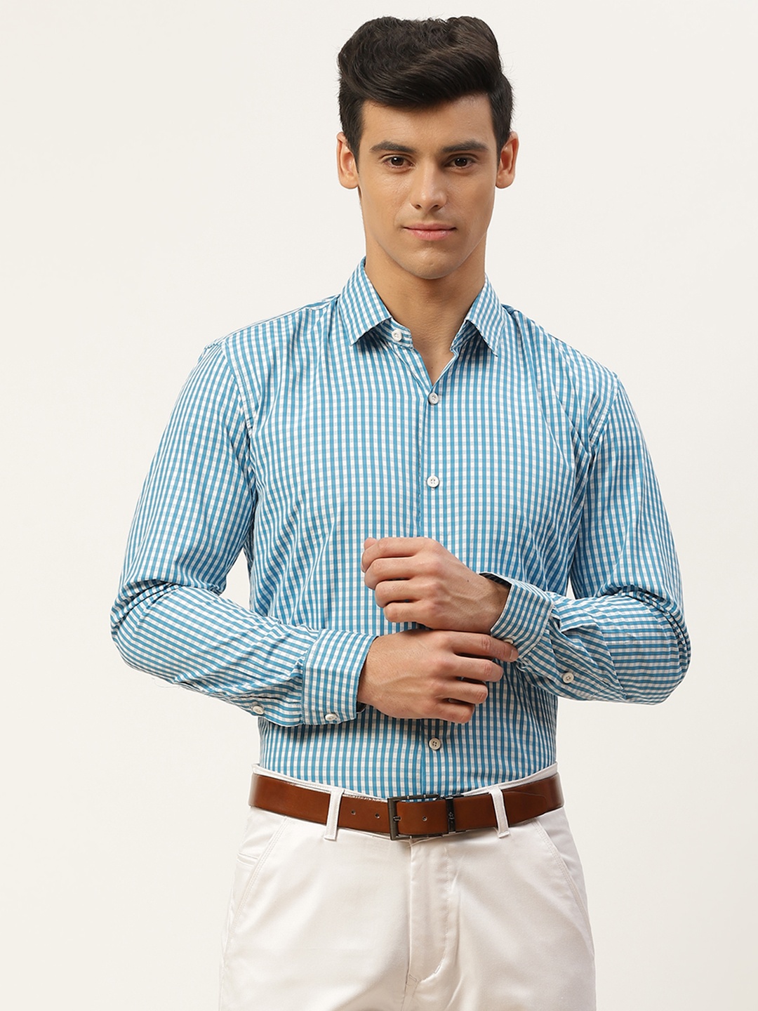 

SOJANYA Men Teal Blue & White Pure Cotton Classic Checked Formal Shirt