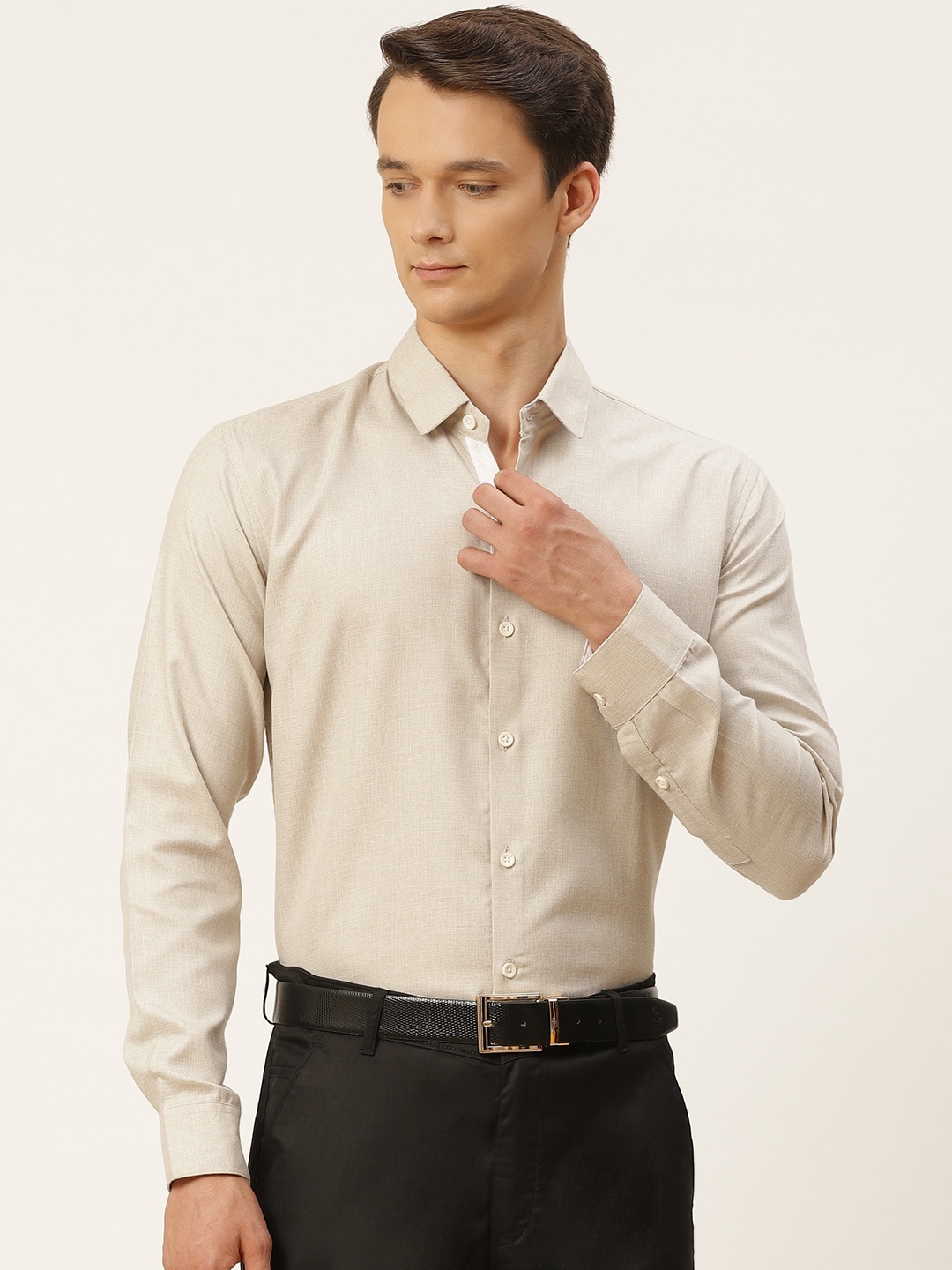 

SOJANYA Men Beige Cotton Linen Solid Classic Formal Shirt