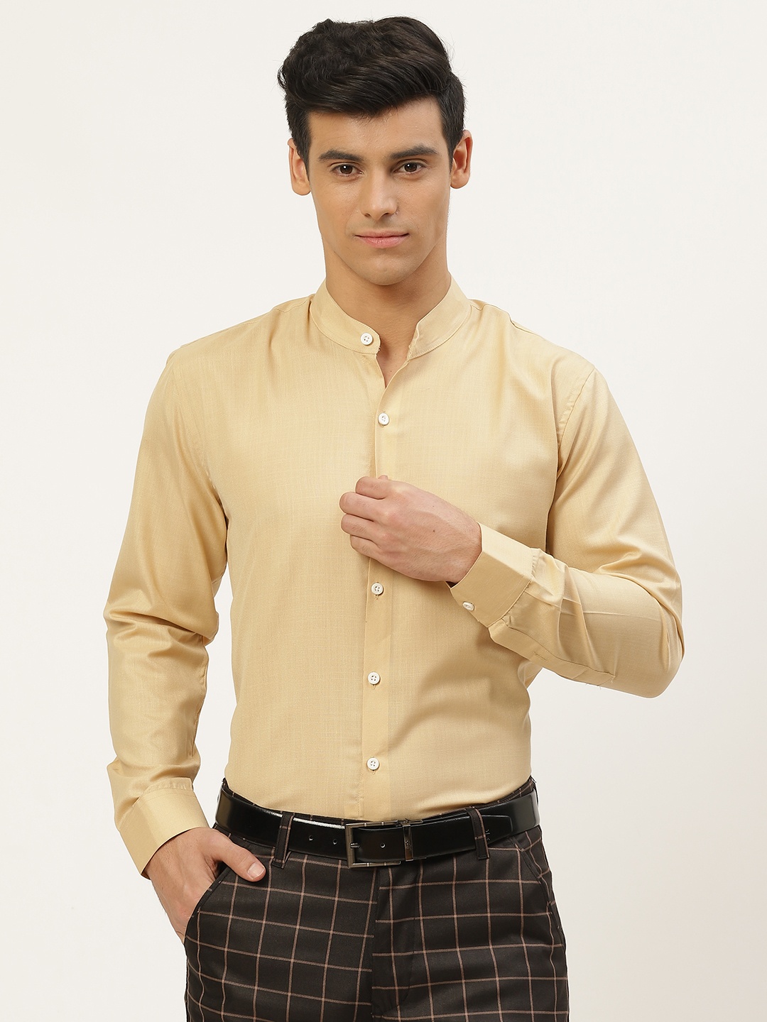 

SOJANYA Men Beige Semi Formal Shirt