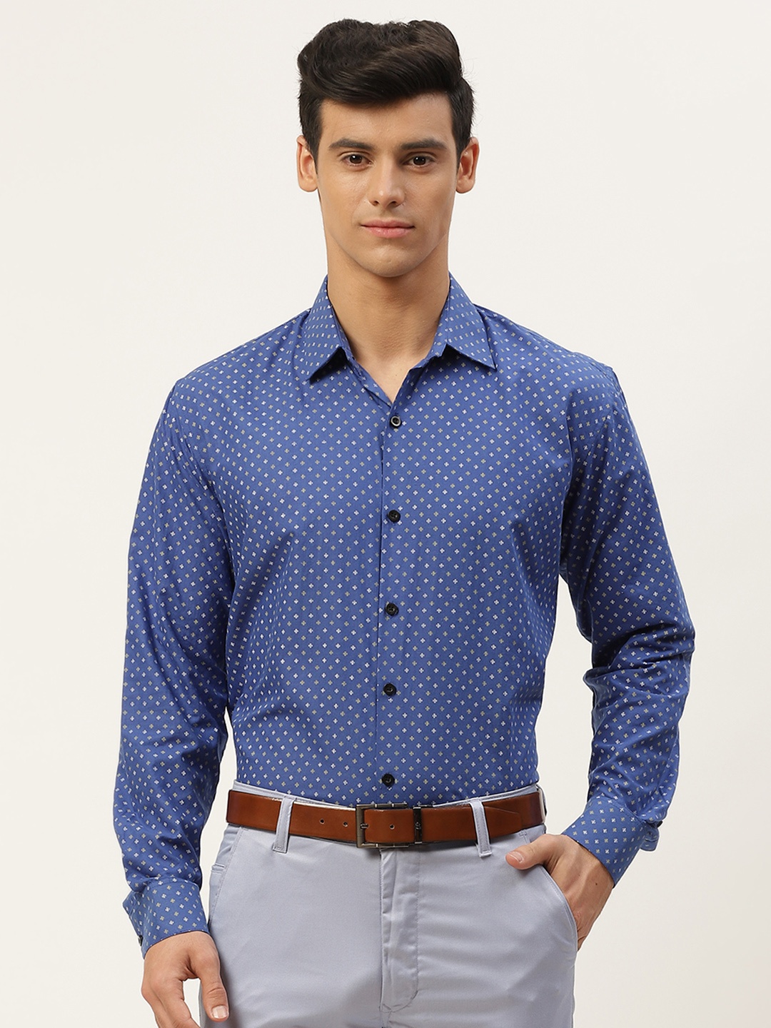 

SOJANYA Men Blue & White Classic Printed Formal Shirt