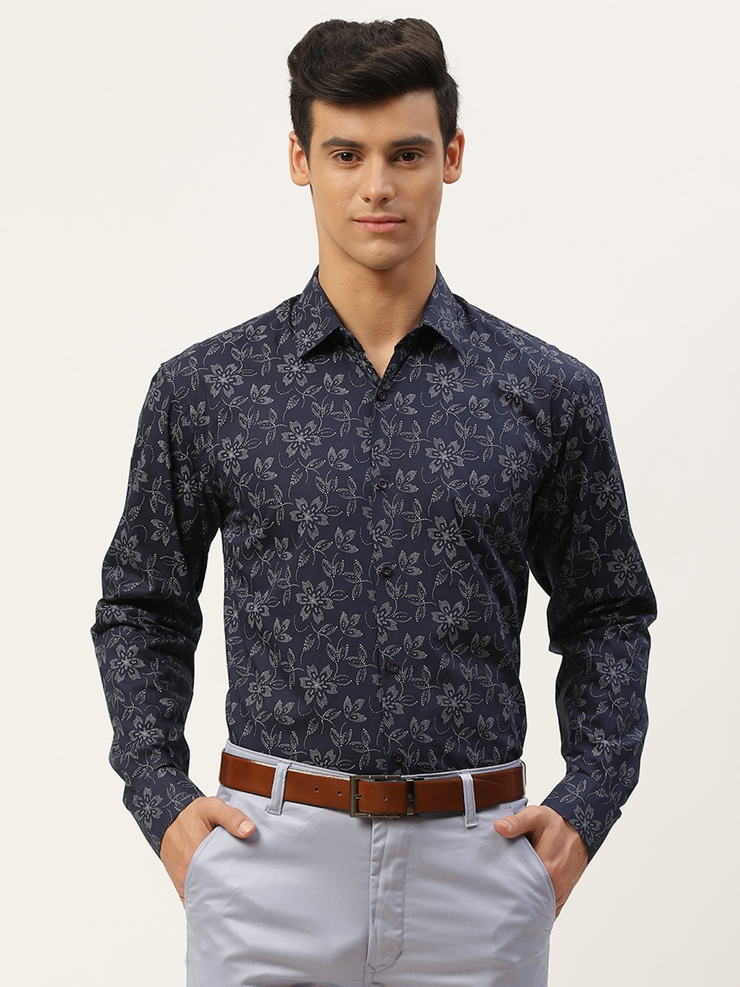 

SOJANYA Men Navy Blue & Grey Classic Floral Printed Formal Shirt