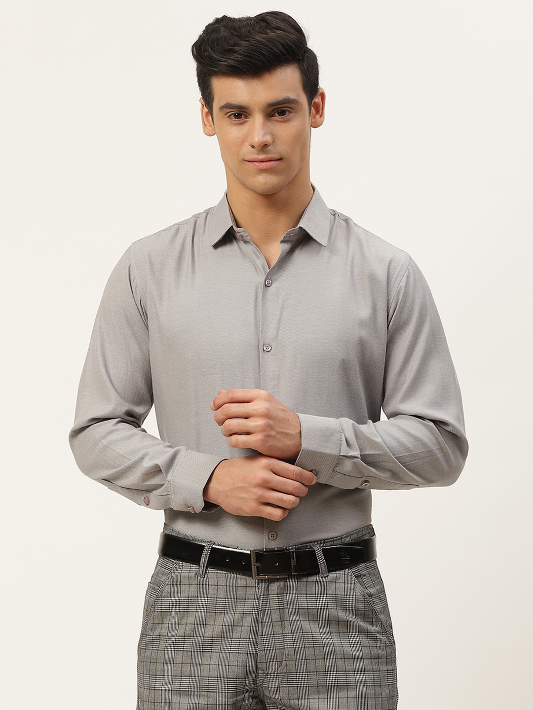 

SOJANYA Men Grey Classic Self Checked Cotton Formal Shirt