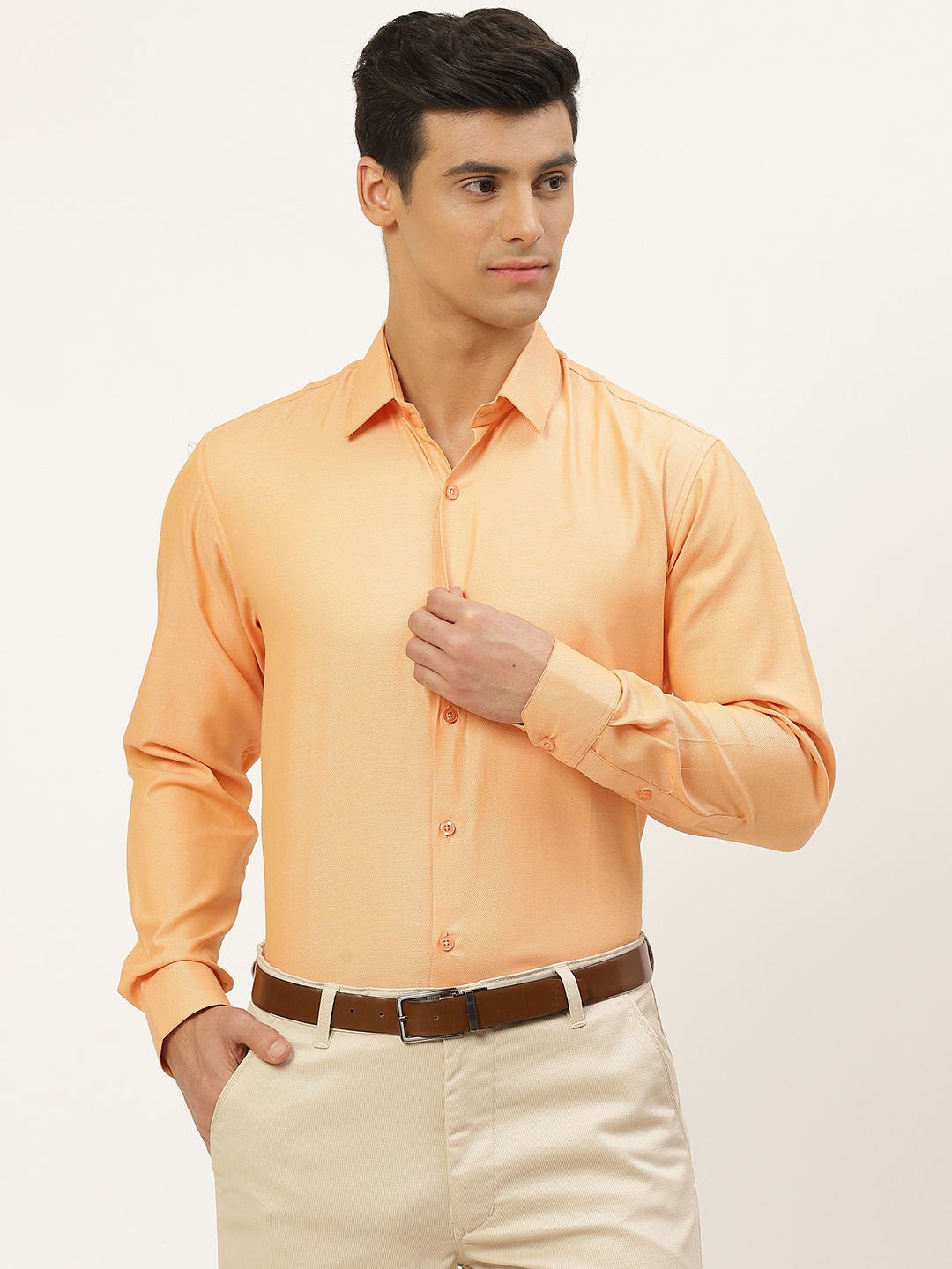 

SOJANYA Men Peach-Coloured Classic Cotton Formal Shirt
