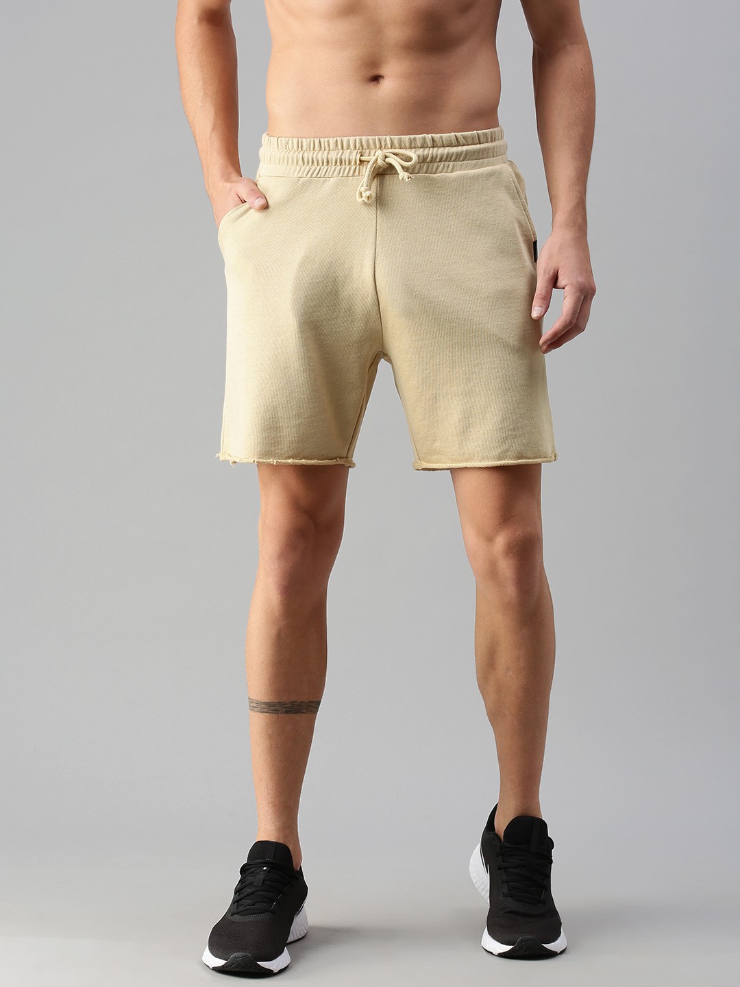 

THE BEAR HOUSE Men Beige Loose Fit Mid-Rise Regular Shorts