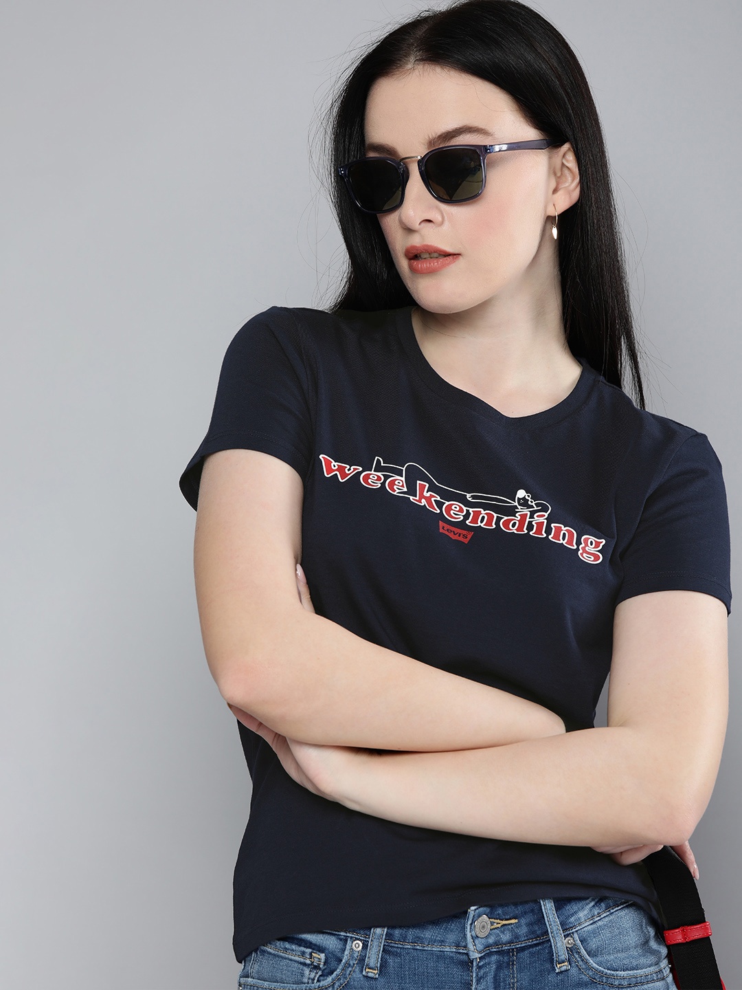 

Levis Women Navy Blue Scoop Neck Perfect Typography Printed Pure Cotton T-shirt