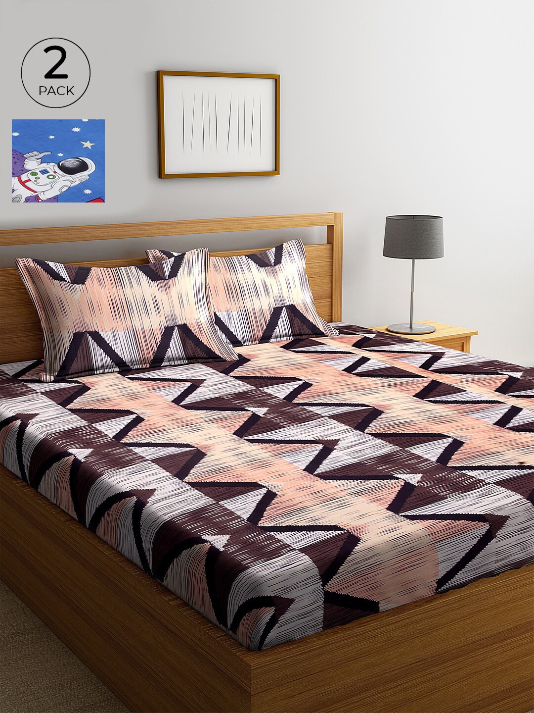 

KLOTTHE Brown & Blue Geometric 210 TC Cotton 2 King Bedsheet with 4 Pillow Covers