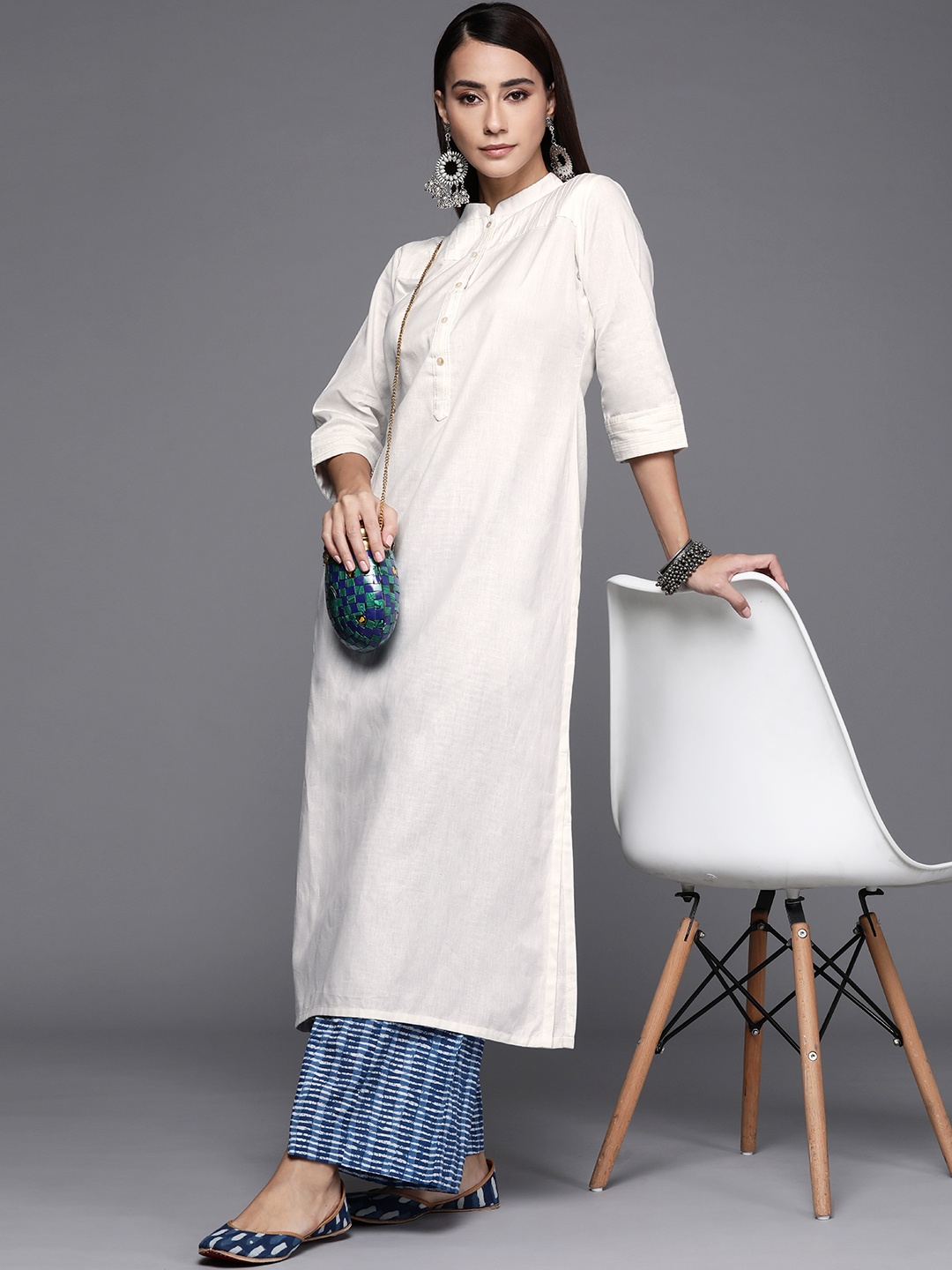 

Libas Women White Mandarin Collar Kurta