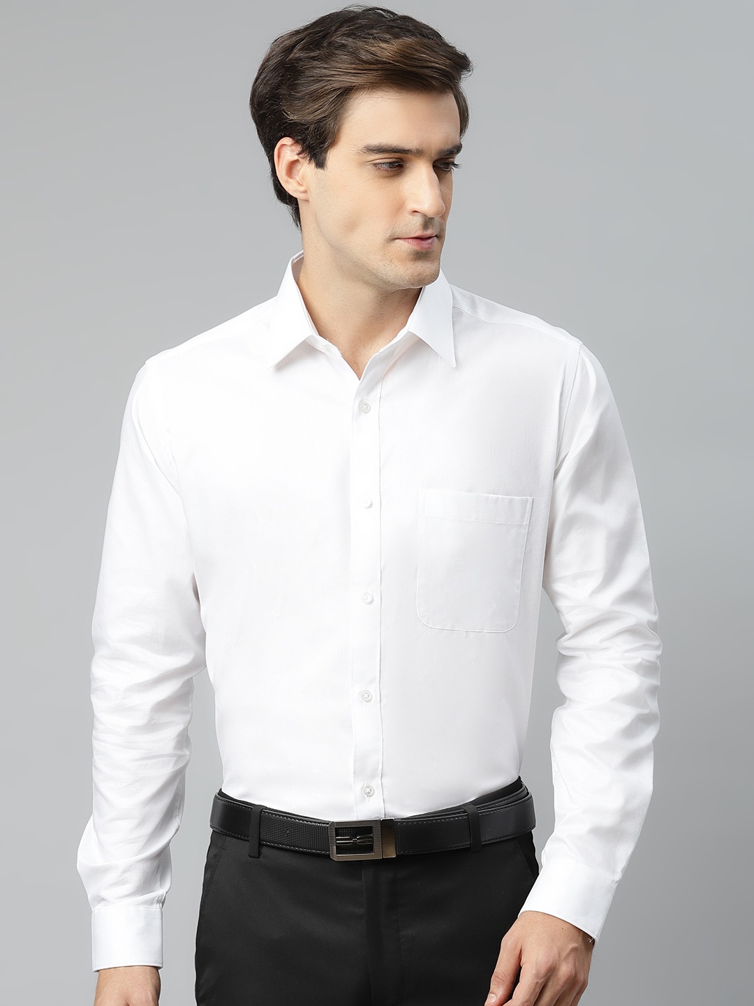 

Raymond Men White Pure Cotton Slim Fit Solid Formal Shirt