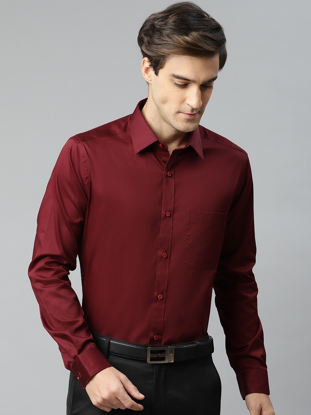 

Raymond Men Maroon Pure Cotton Slim Fit Solid Formal Shirt