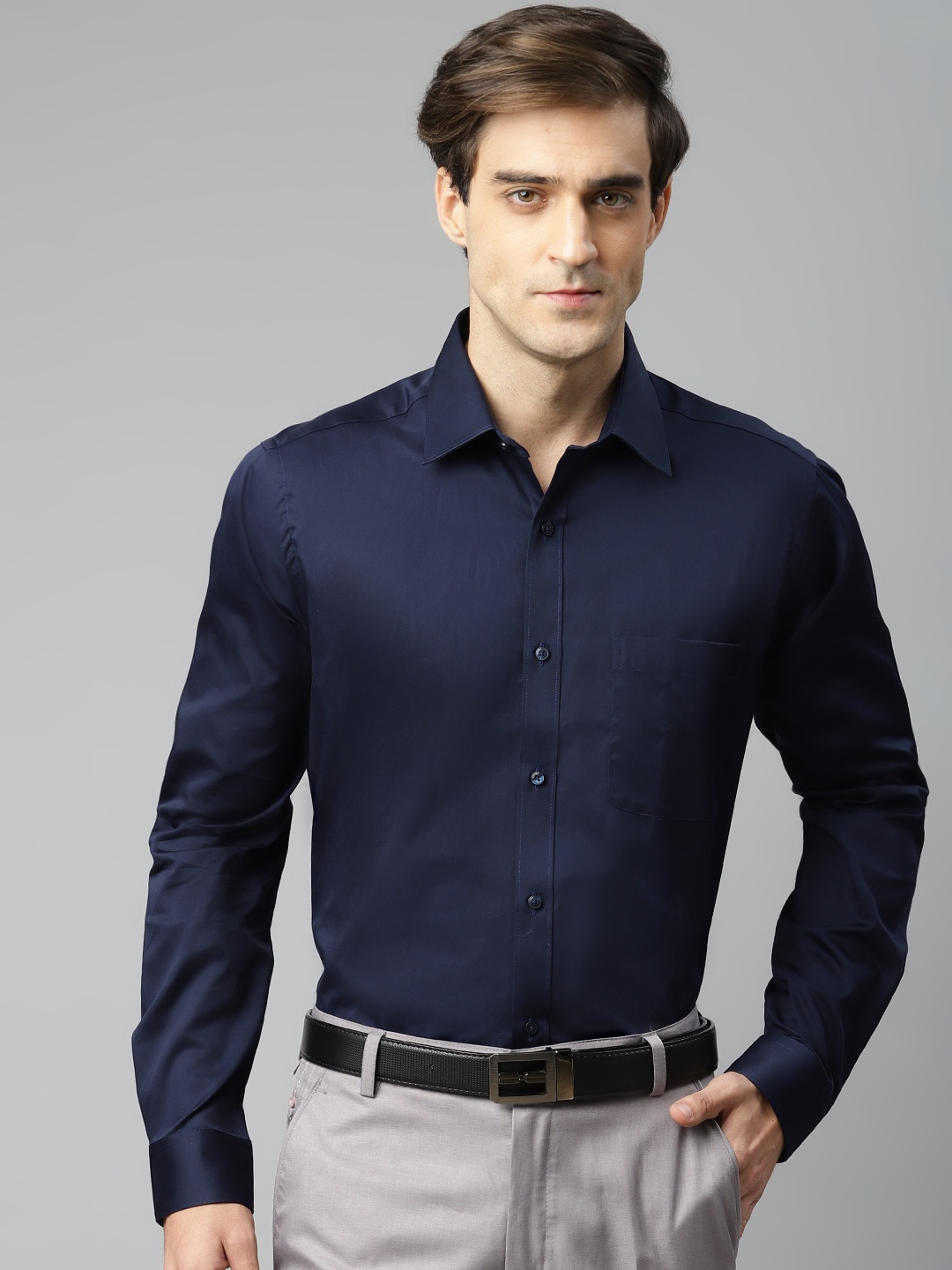 

Raymond Men Navy Blue Cotton Slim Fit Solid Formal Shirt