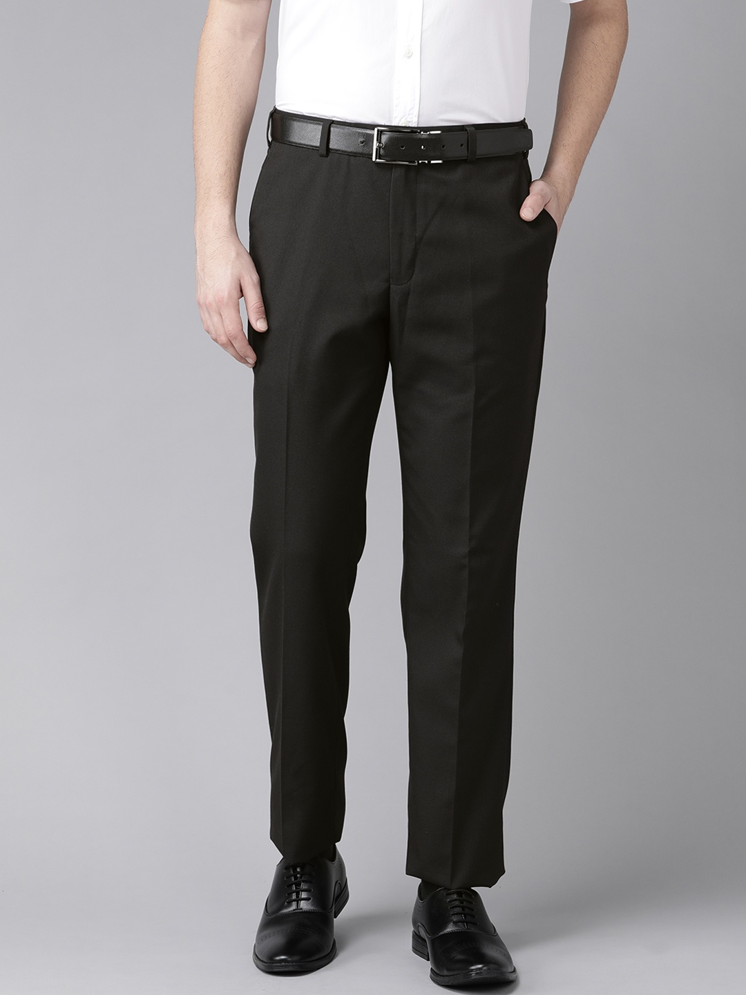 

Park Avenue Men Charcoal Grey Solid Smart Formal Trousers