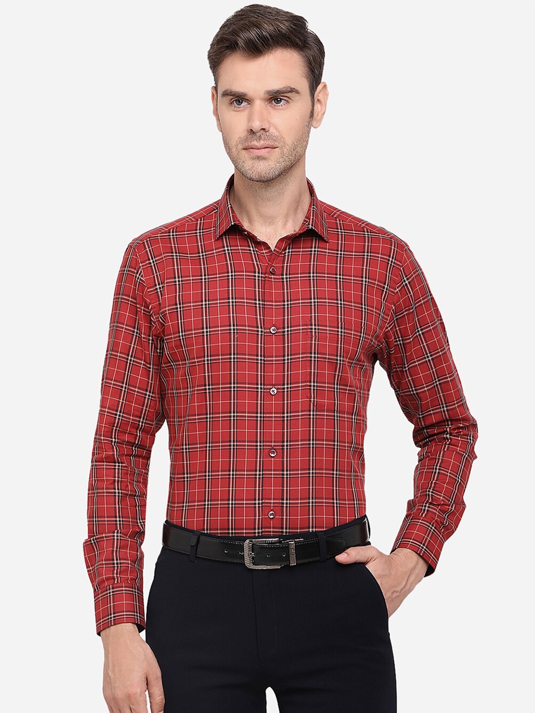 

Greenfibre Men Red Slim Fit Checked Formal Shirt