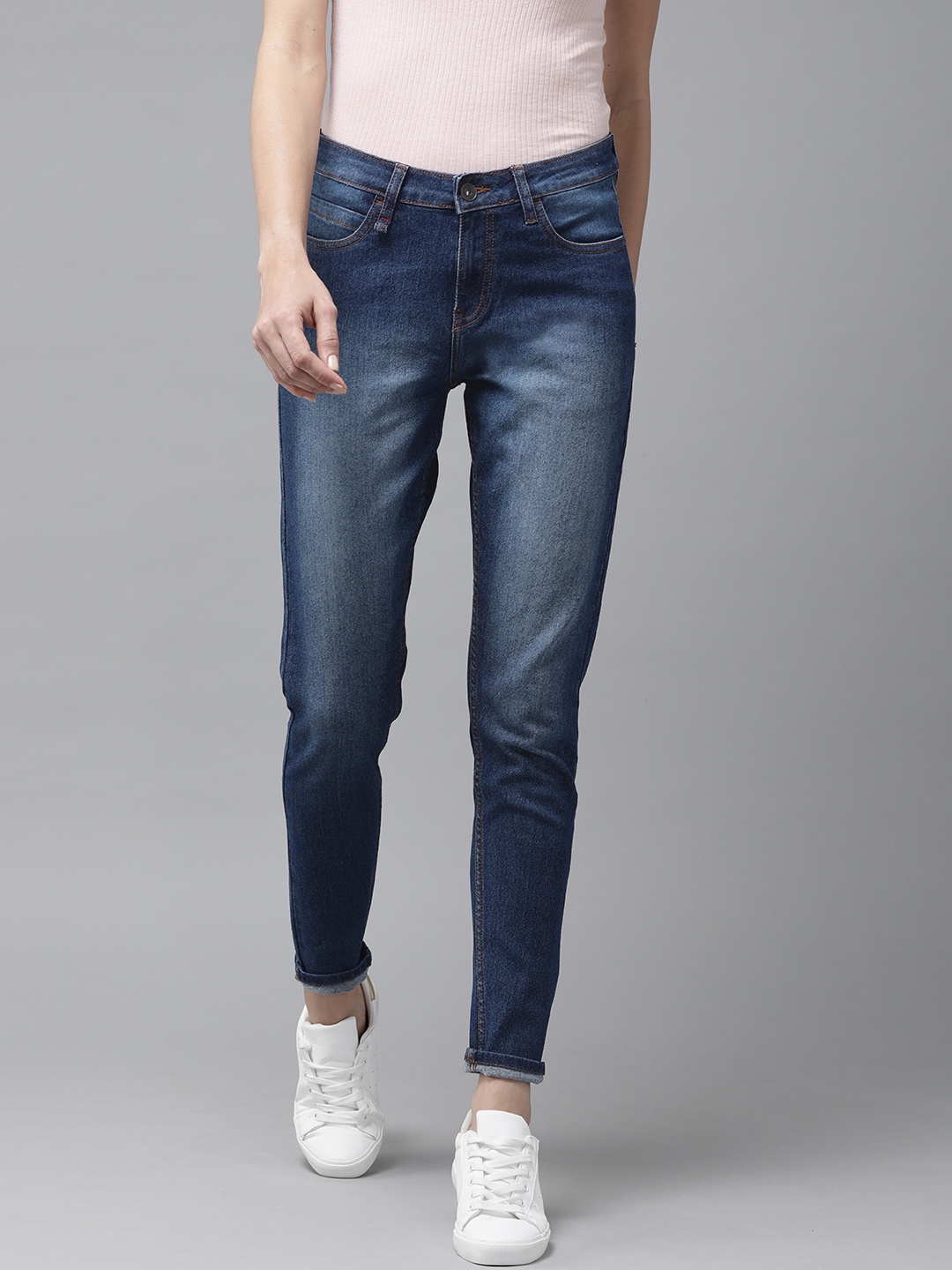 

Roadster Women Blue Skinny Fit Light Fade Stretchable Jeans