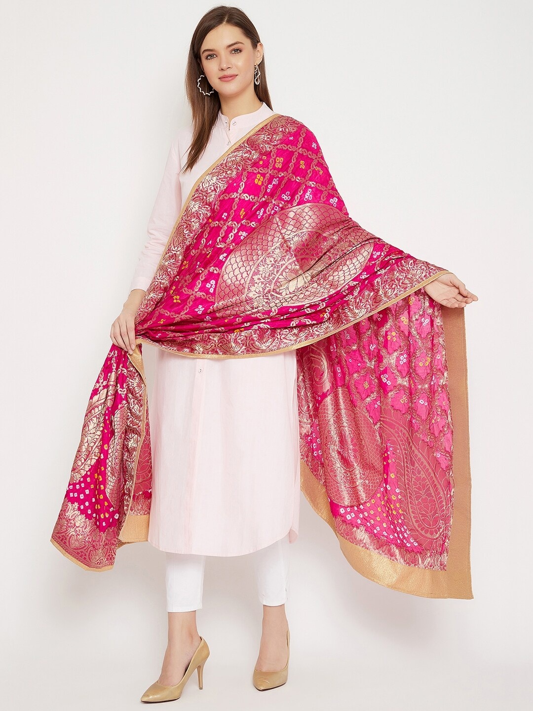 

Clora Creation Magenta & Gold-Toned Woven Design Dupatta