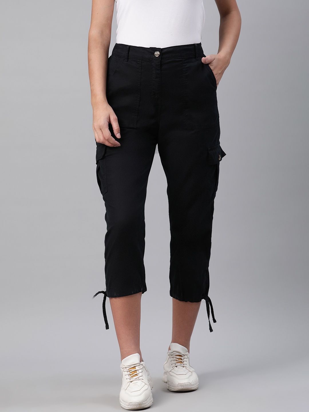 

Marks & Spencer Women Black Tapered Fit Three-Fourth Length Solid Cargo Trousers