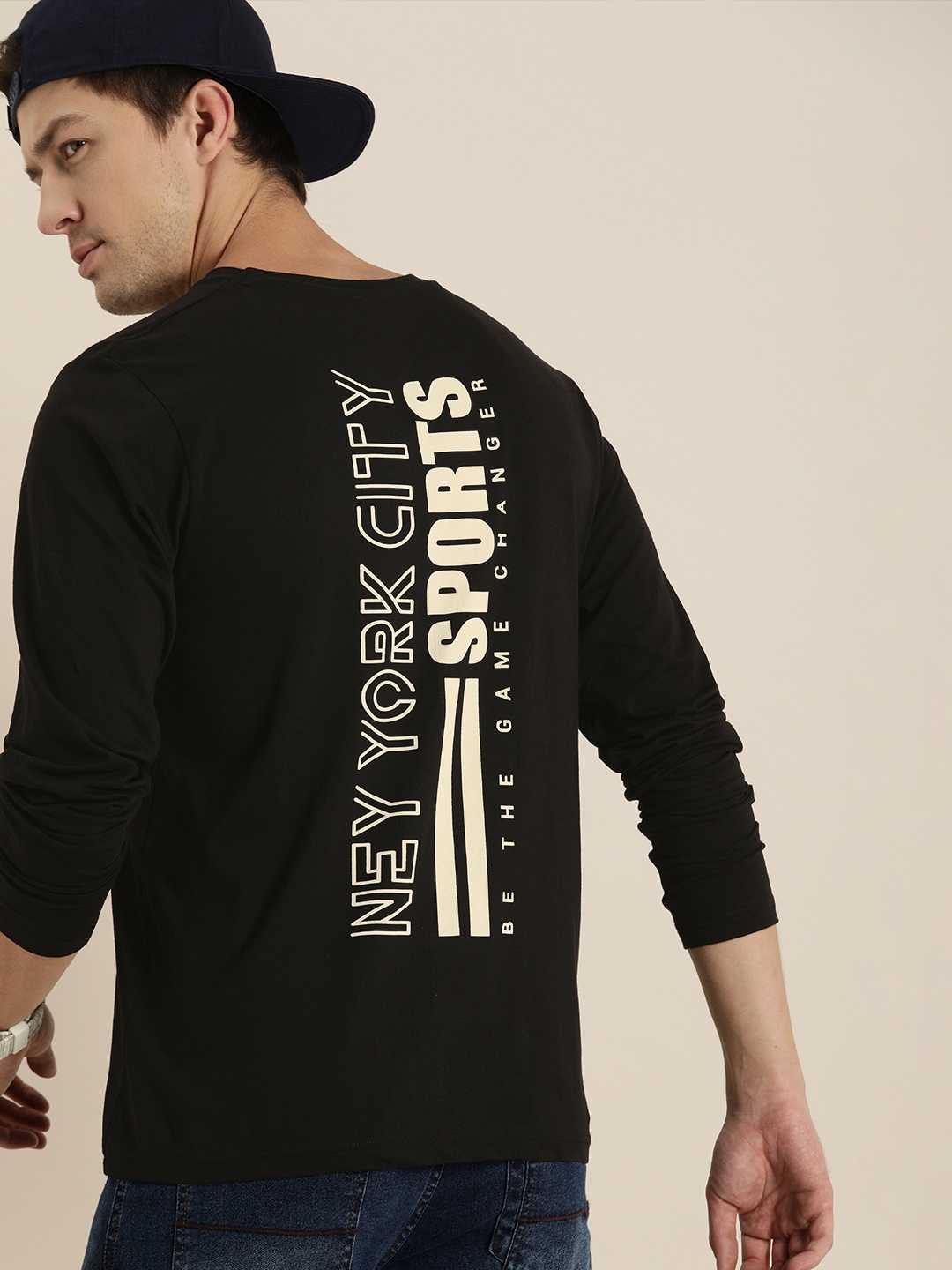 

Moda Rapido Men Black Typography Printed Pure Cotton T-shirt