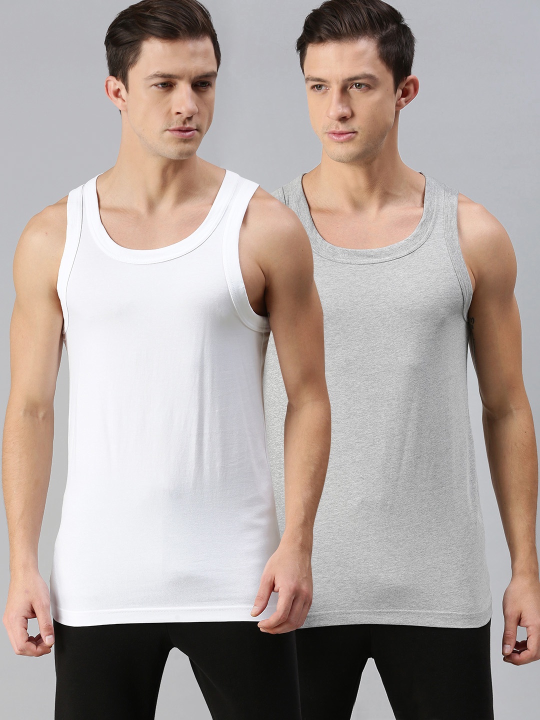 

HRX By Hrithik Roshan Men Solid Melange Lifestyle Innerwear Vests Pack of 2, White