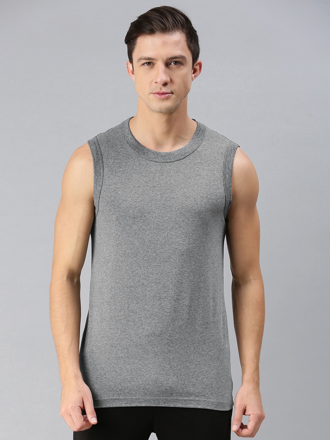 

HRX By Hrithik Roshan Men Solid Melange Lifestyle Innerwear Vests, Grey