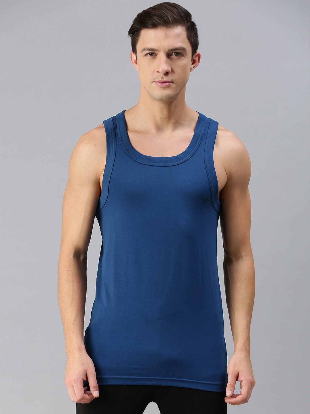 

HRX By Hrithik Roshan Men Solid Antimicrobial Lifestyle Innerwear Vests, Navy blue