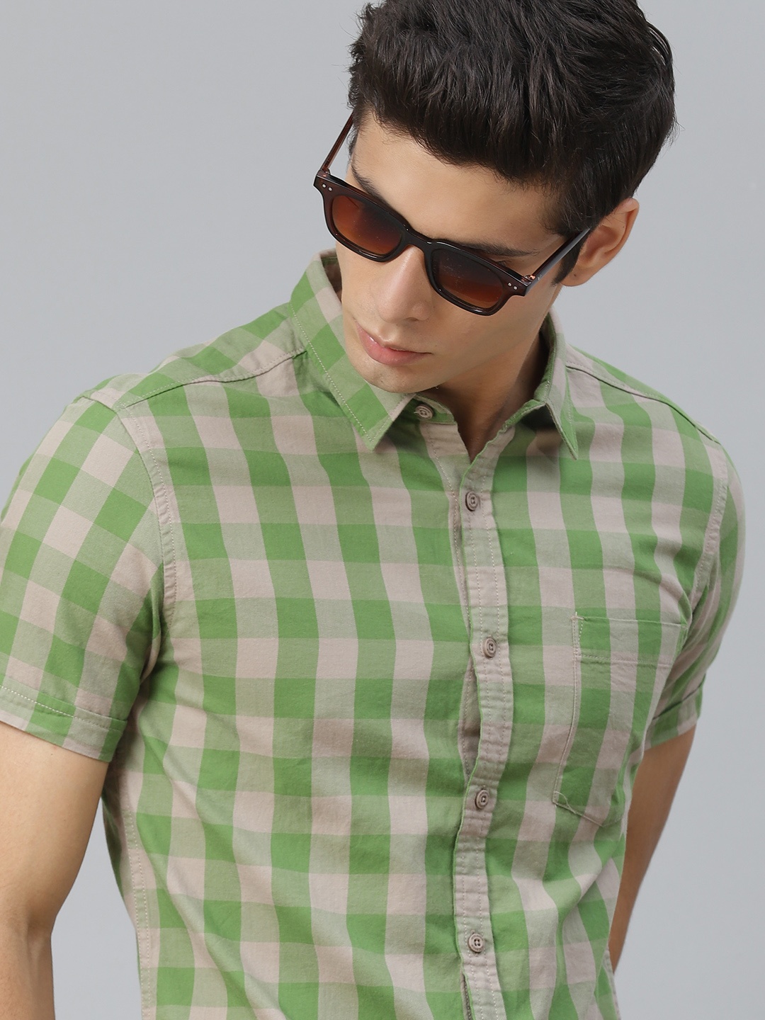 

HERE&NOW Men Green & Grey Pure Cotton Checked Casual Shirt