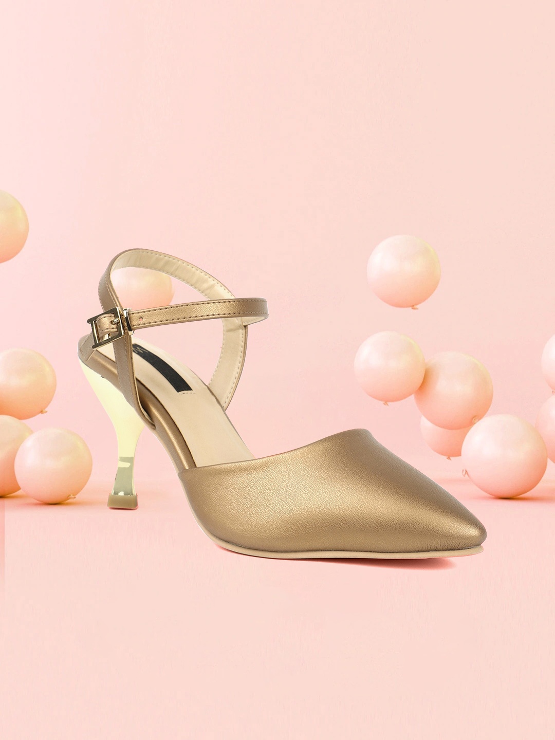 

W Women Gold-Toned Solid Kitten Heeled Pumps