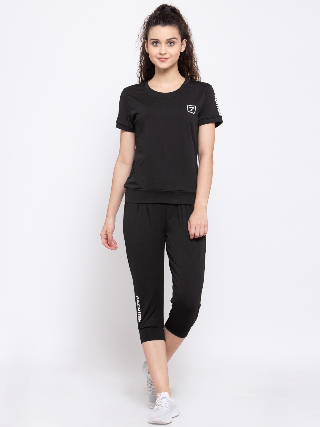

iki chic Women Black & White Solid T-shirt with Capris