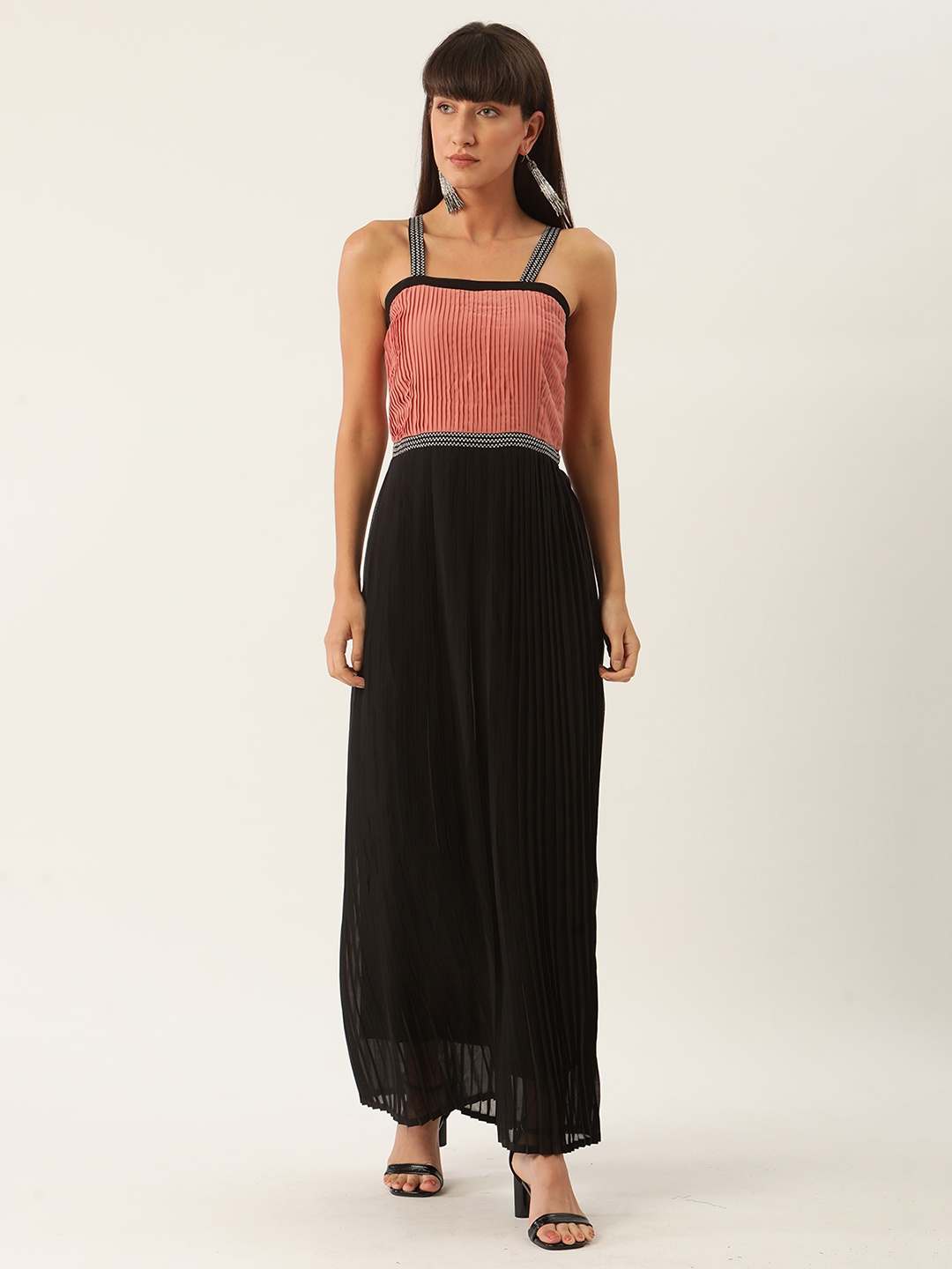 

ZOELLA Women Black & Peach-Coloured Colourblocked Maxi Dress