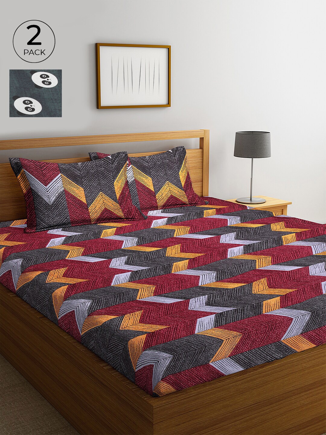 

KLOTTHE Grey & Maroon Geometric 210 TC Cotton 2 King Bedsheet with 4 Pillow Covers
