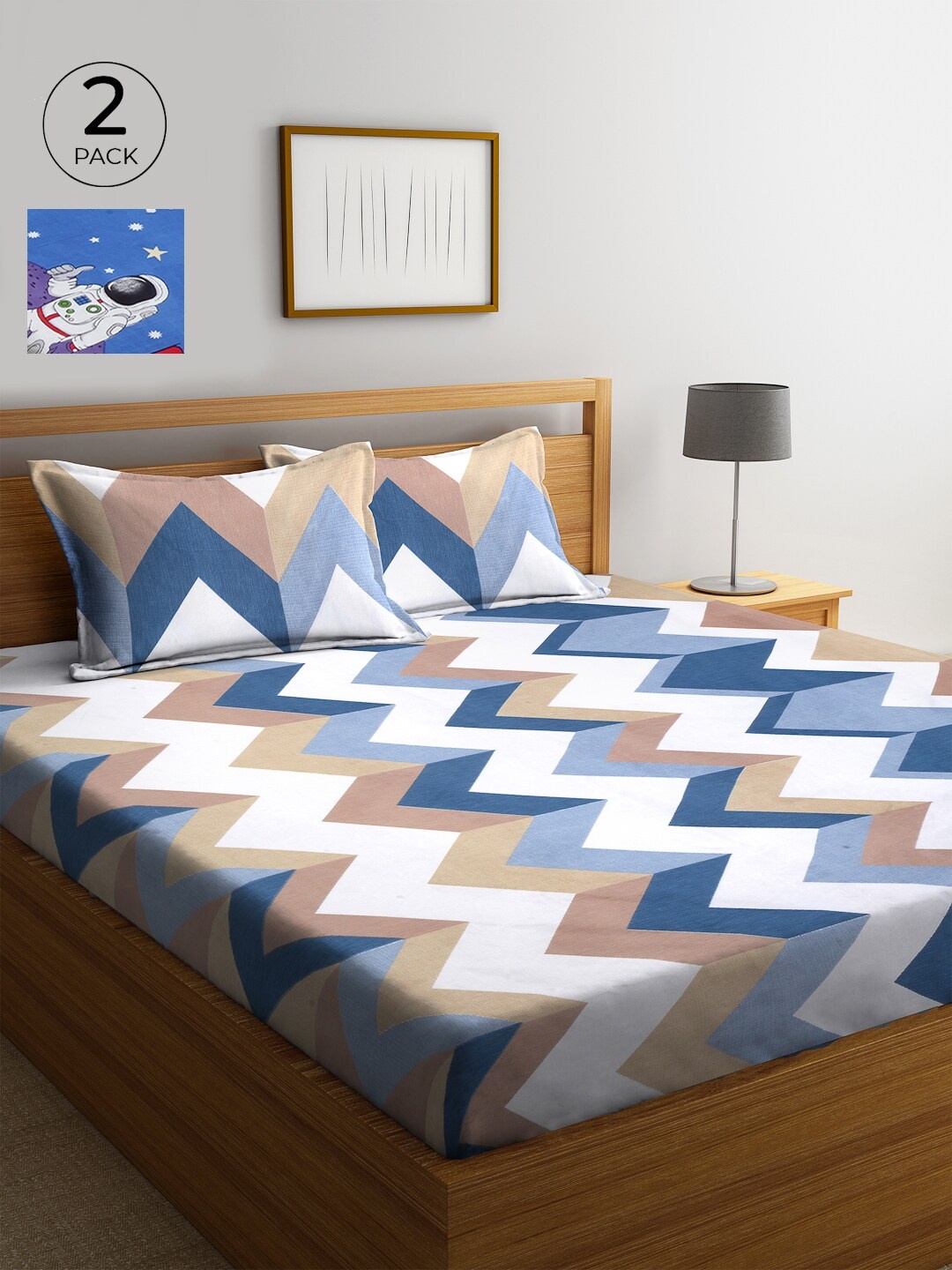 

KLOTTHE Blue & White Geometric 210 TC Cotton 2 King Bedsheet with 4 Pillow Covers