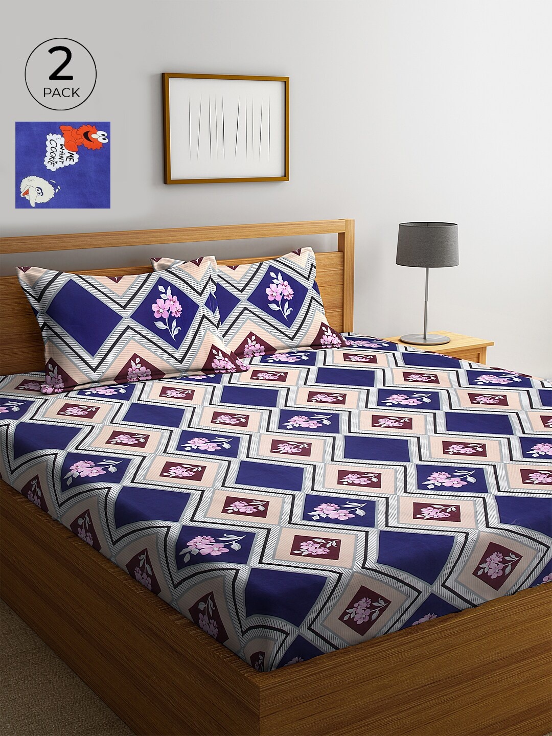 

KLOTTHE Set Of 2 Blue & White Geometric 210 TC Cotton King Bedsheets with 4 Pillow Covers