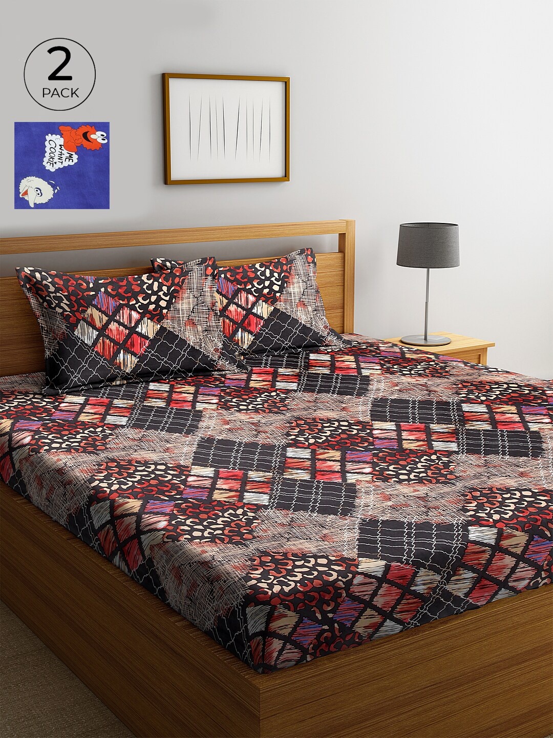 

KLOTTHE Blue & Black Geometric 210 TC Cotton 2 King Bedsheet with 4 Pillow Covers