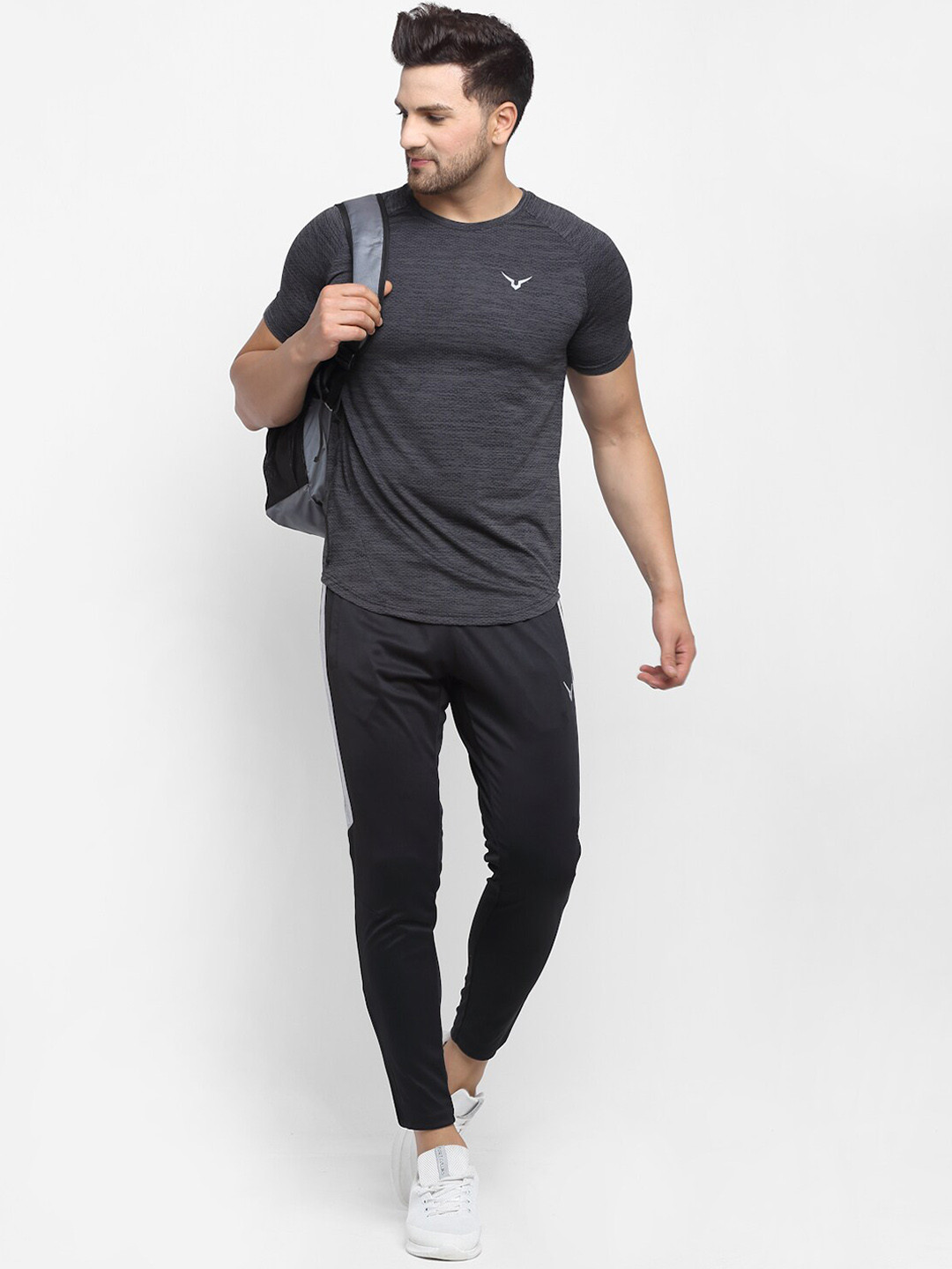 

Invincible Men Fitness Tee, Grey