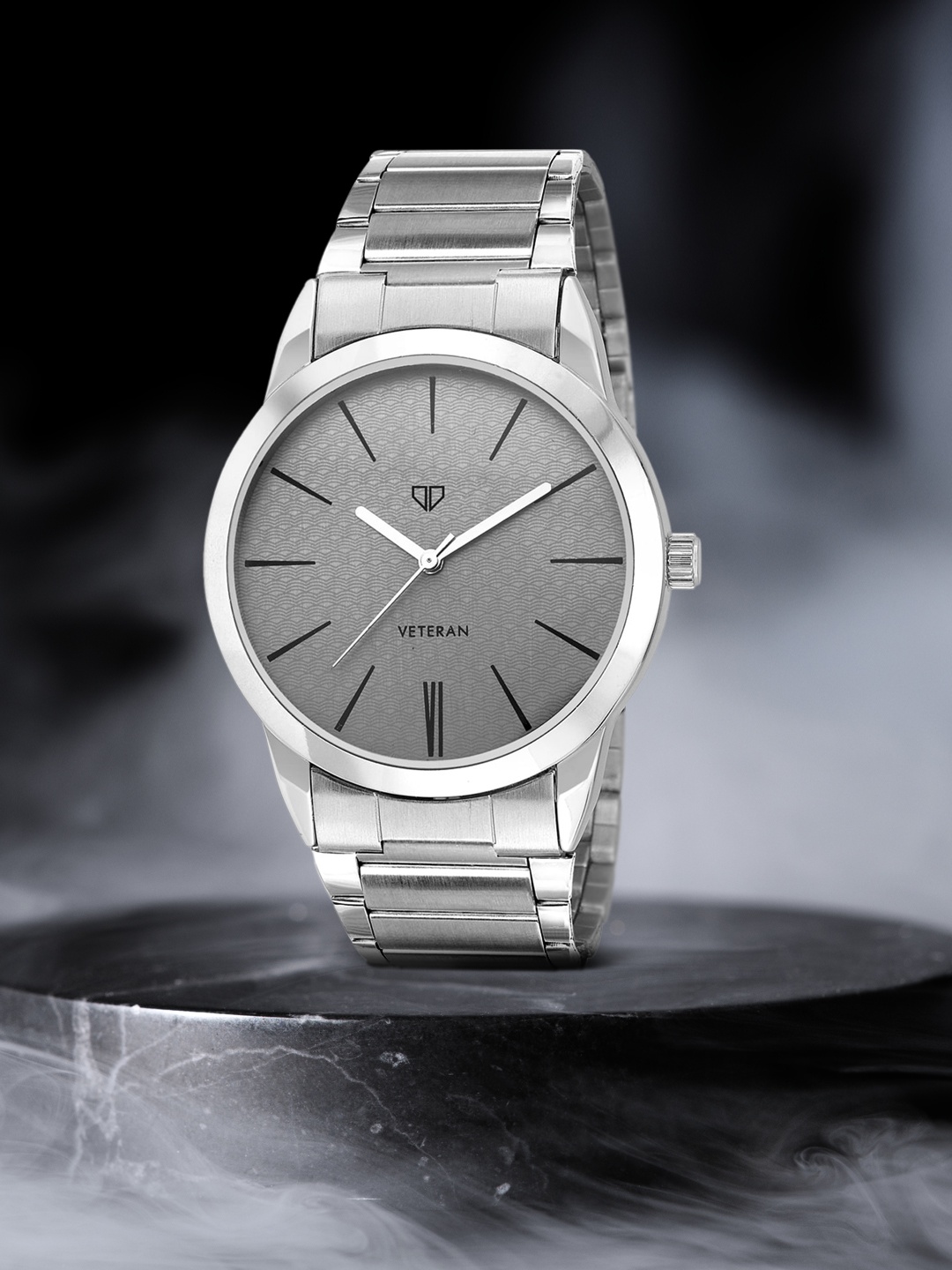 

Walrus Men Grey Analogue Watch