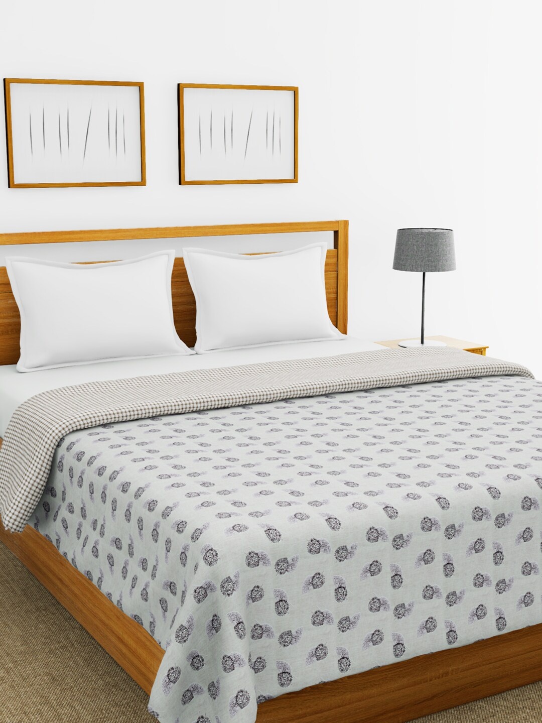 

BIANCA White & Black Ethnic Motifs AC Room 300 GSM Double Bed Dohar