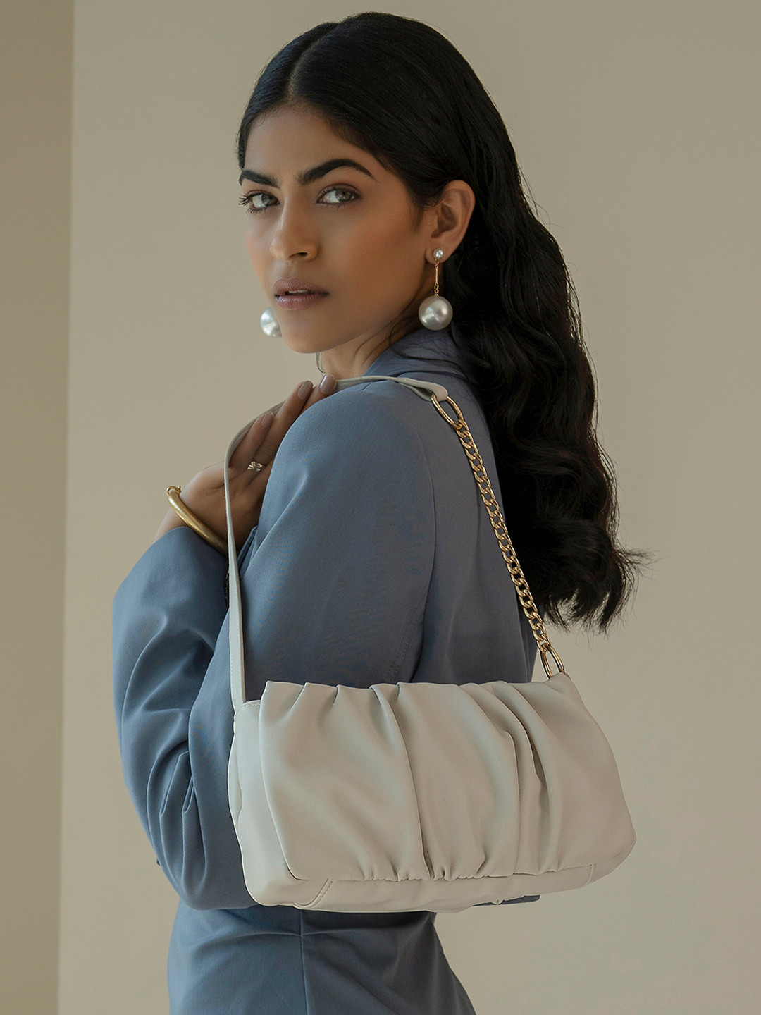 MIRAGGIO Irene Cream Soft-Gathered Shoulder Bag