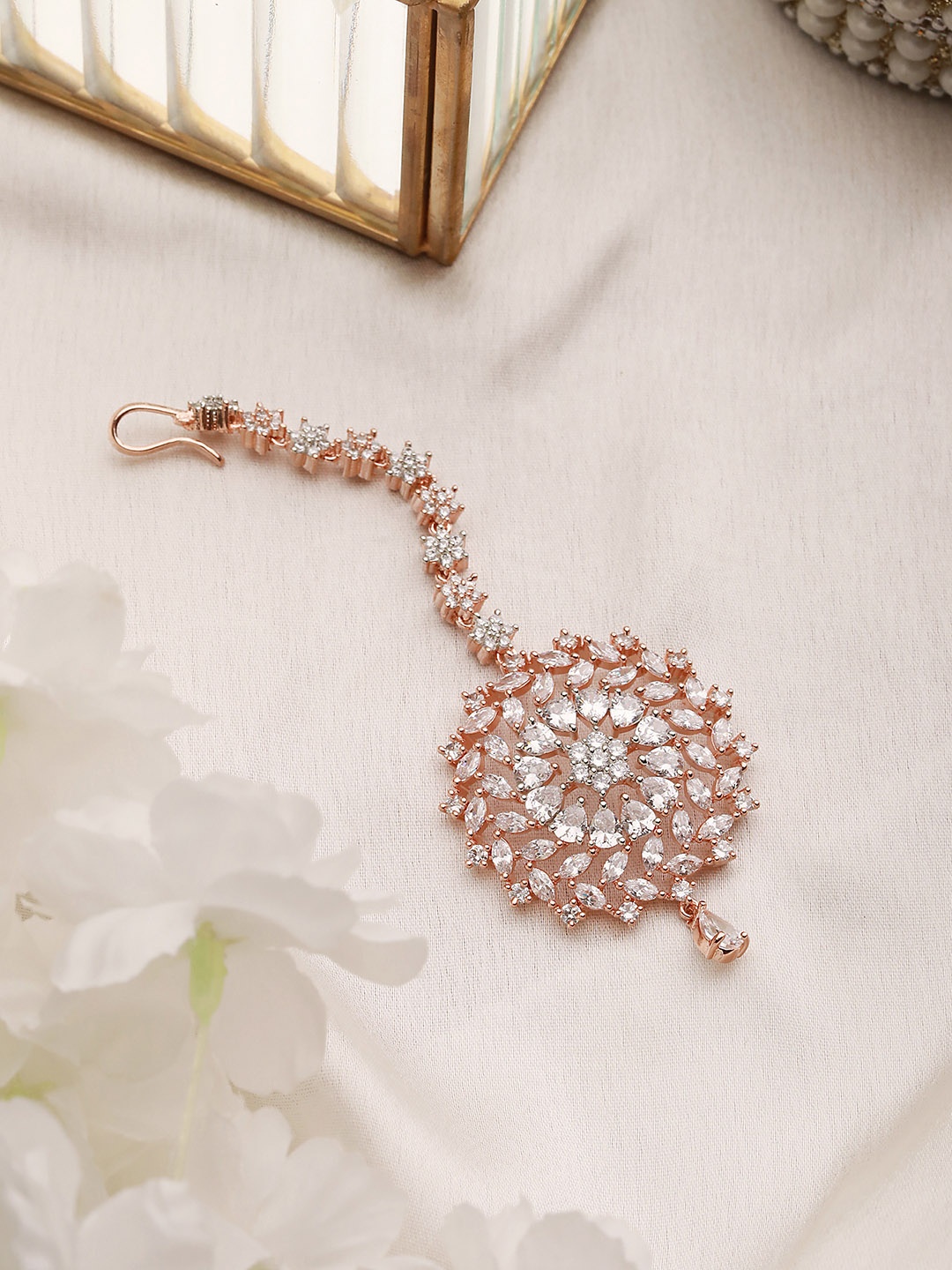 

Saraf RS Jewellery Rose Gold-Plated White AD-Studded Jadau Handcrafted Maangtika