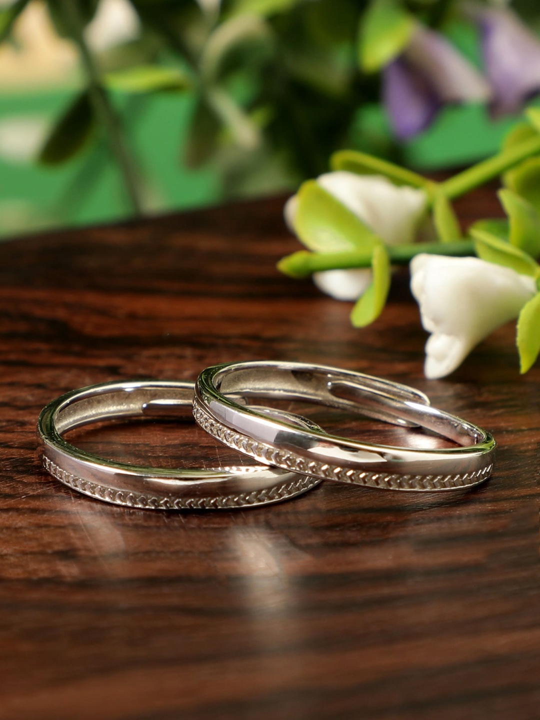 

GIVA Set of 2 925 Sterling Silver Rhodium Plated Timeless Couple Bands