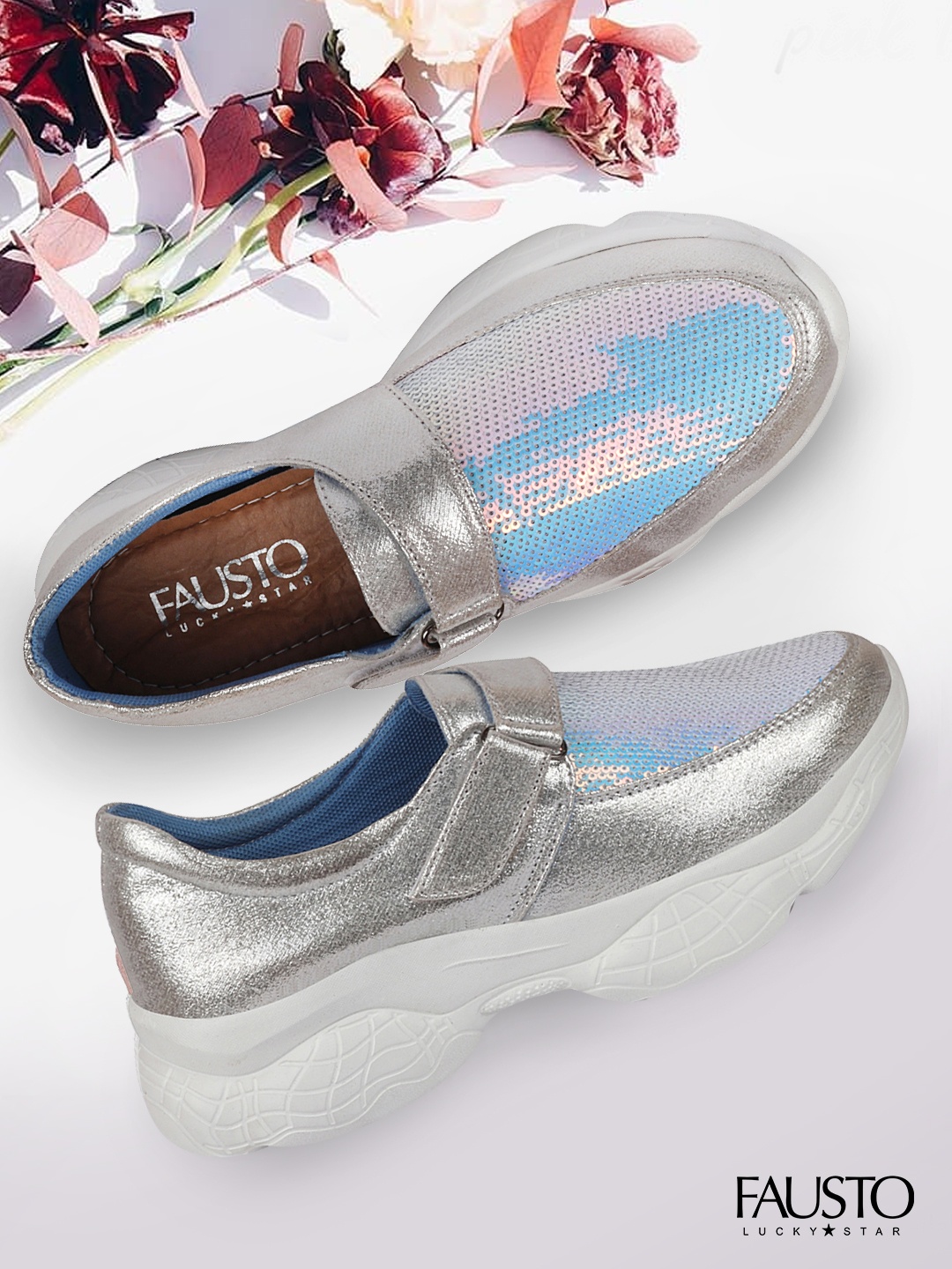 

FAUSTO Women Silver-Toned & Blue Woven Design Sneakers