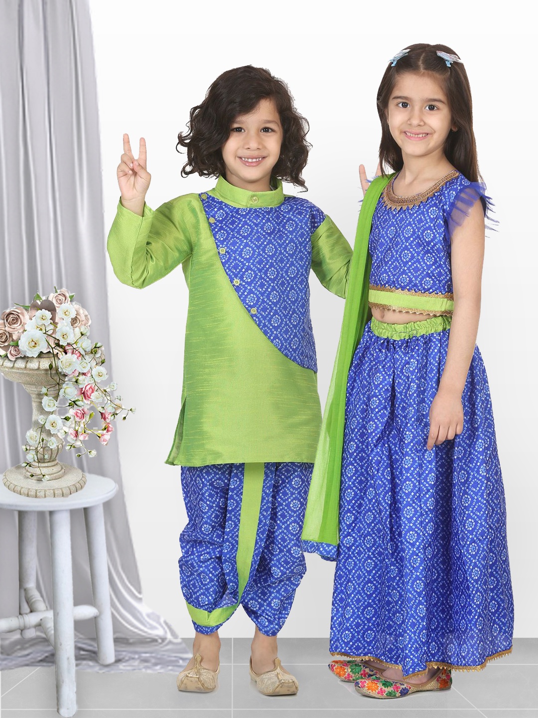 

BownBee Boys Blue & Green Solid Kurta with Dhoti Pants