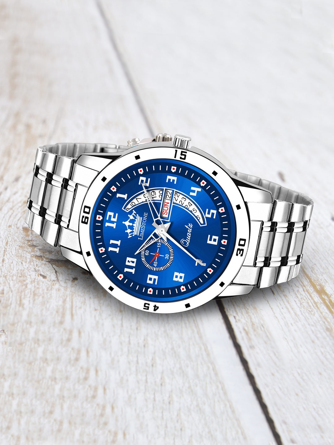 

MONTVITTON Men Blue & Silver-Toned Analogue Watch MV2979