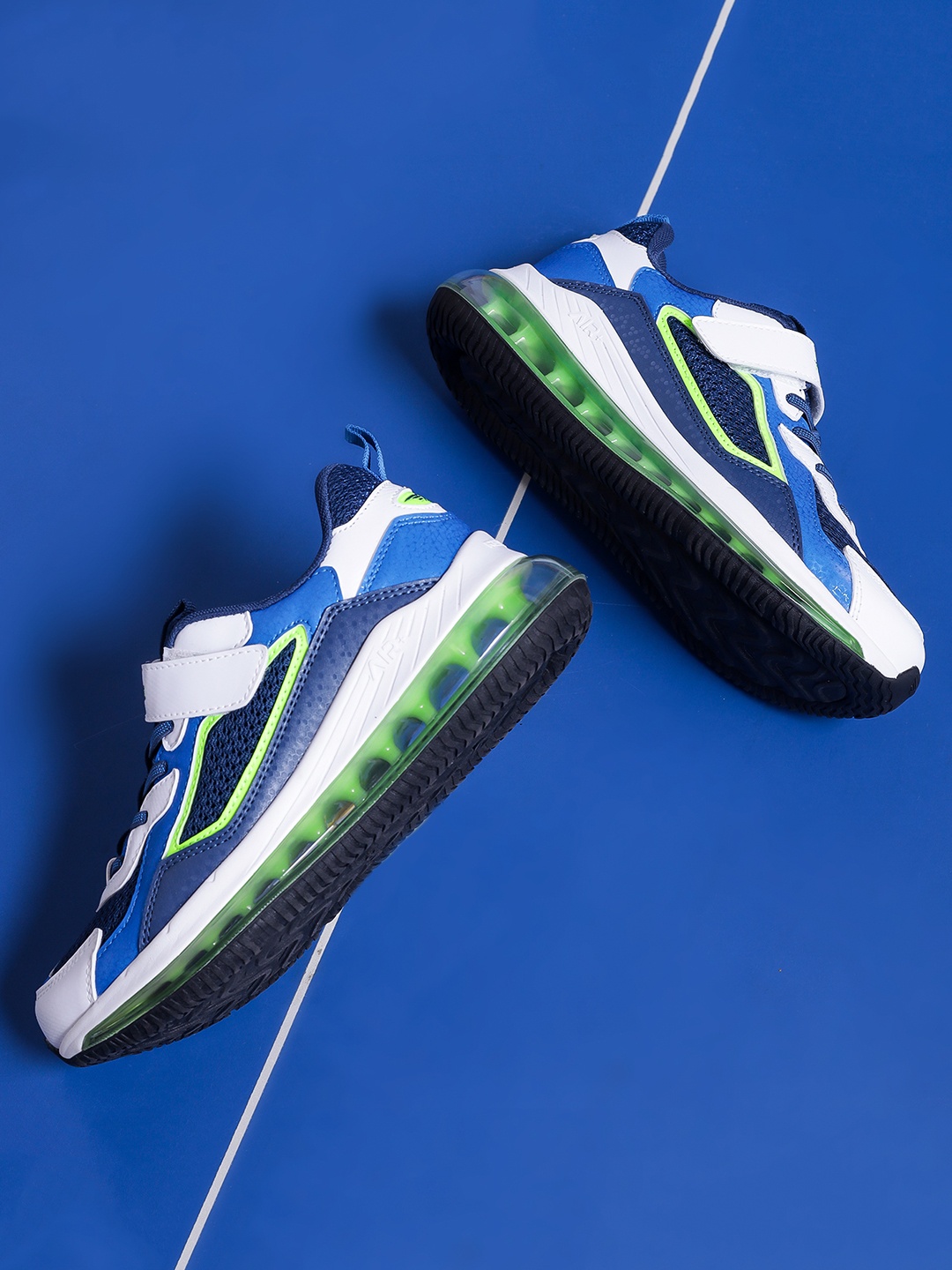 

Red Tape Kids White Air + Sports Shoes