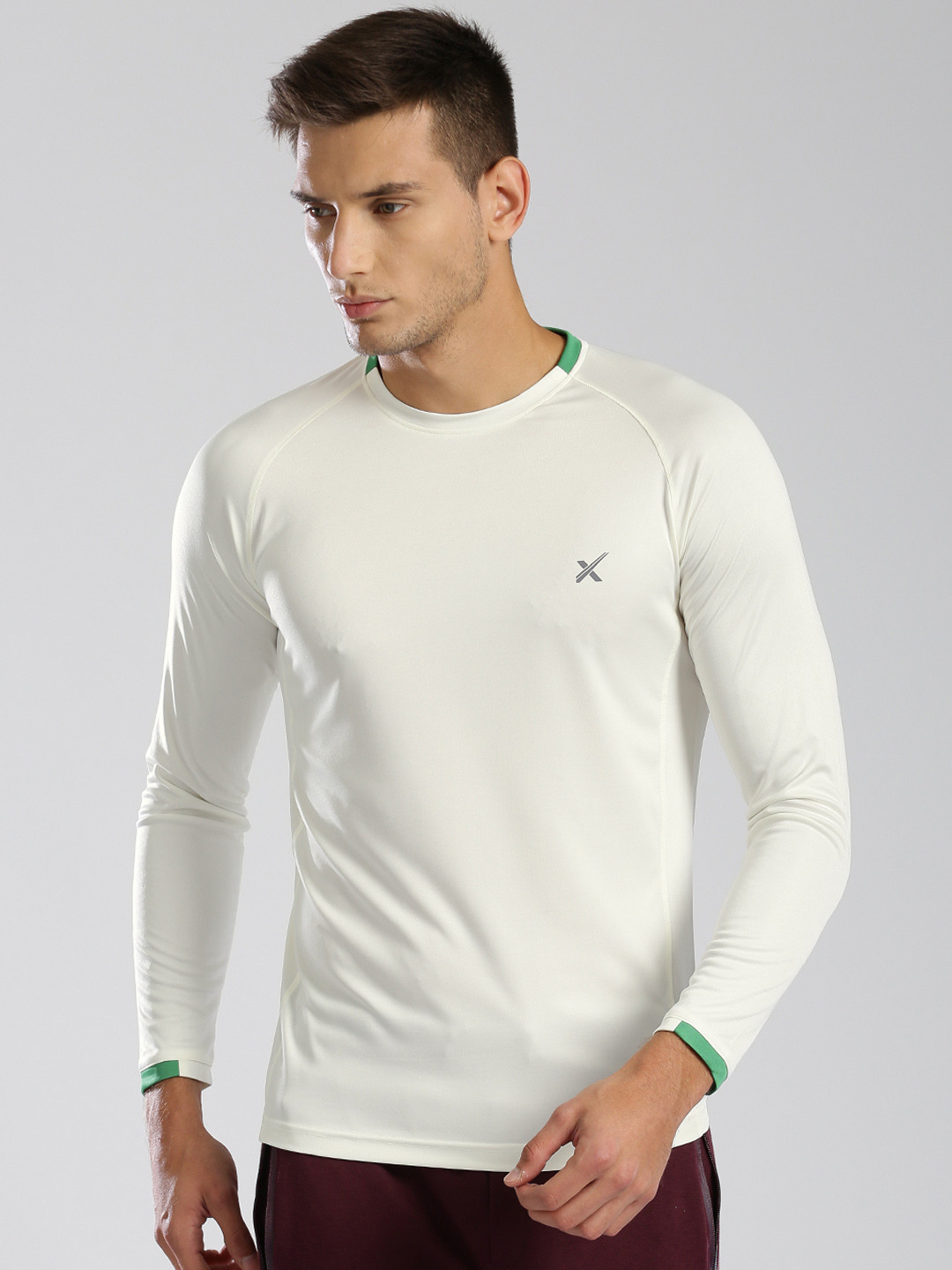 

HRX by Hrithik Roshan Men Cream-Coloured Solid Active T-shirt