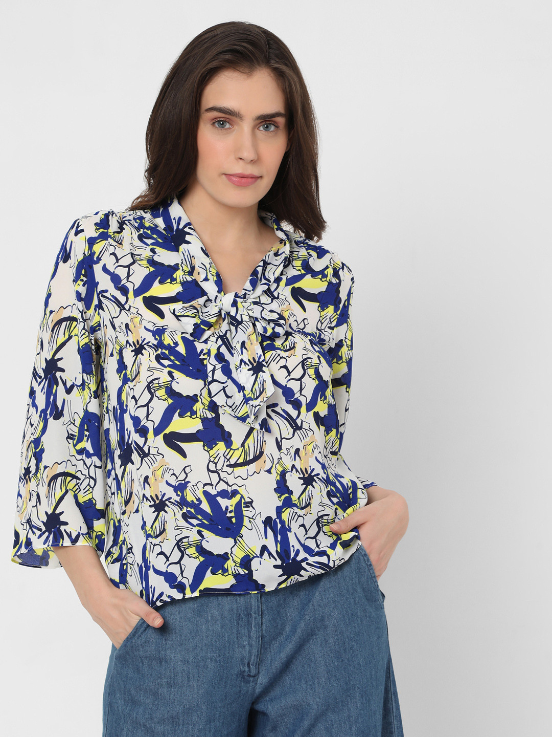 

Vero Moda White & Blue Tie-Up Neck Regular Top