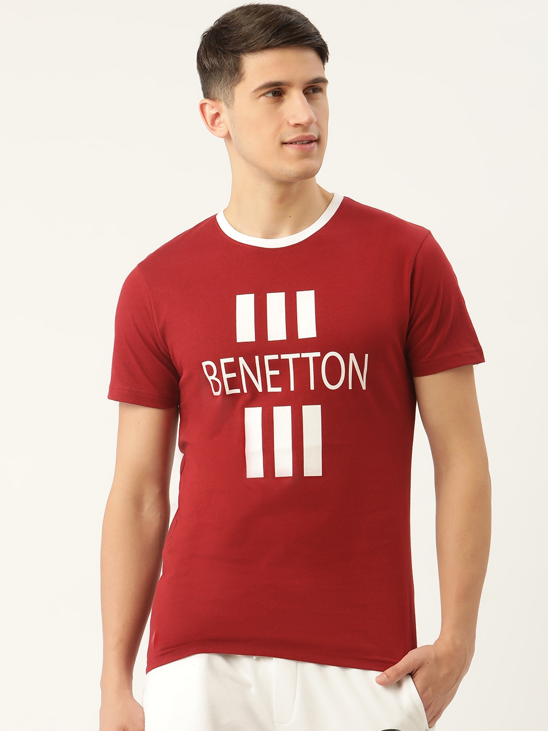 

United Colors of Benetton Men Maroon Brand Logo Printed T-shirt