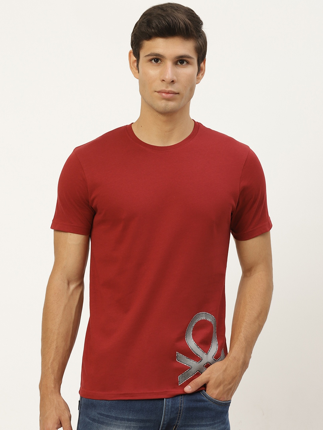 

United Colors of Benetton Men Maroon Pure Cotton Brand Logo Pure Cotton T-shirt